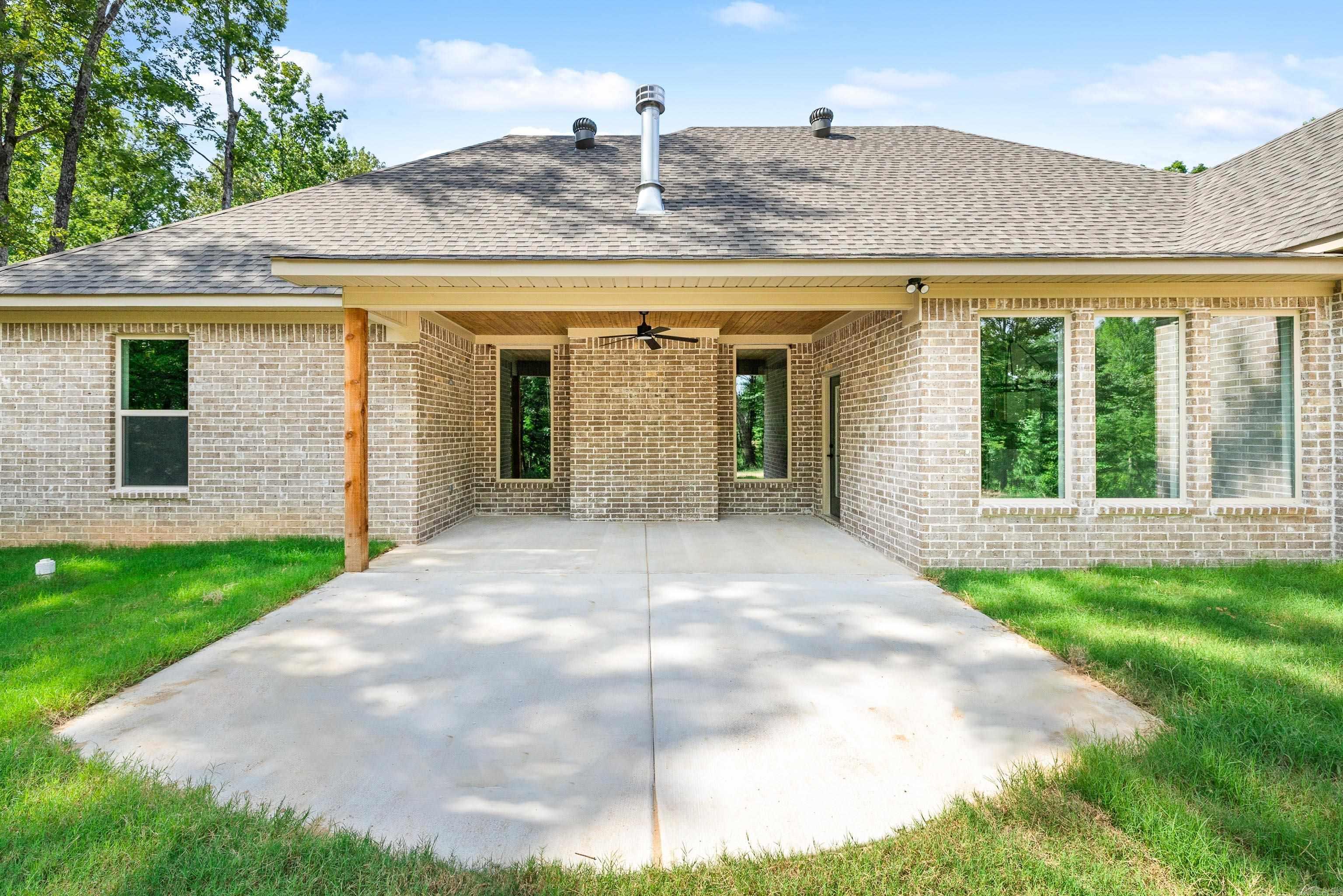 9325 Gunter Loop Benton, AR 72019