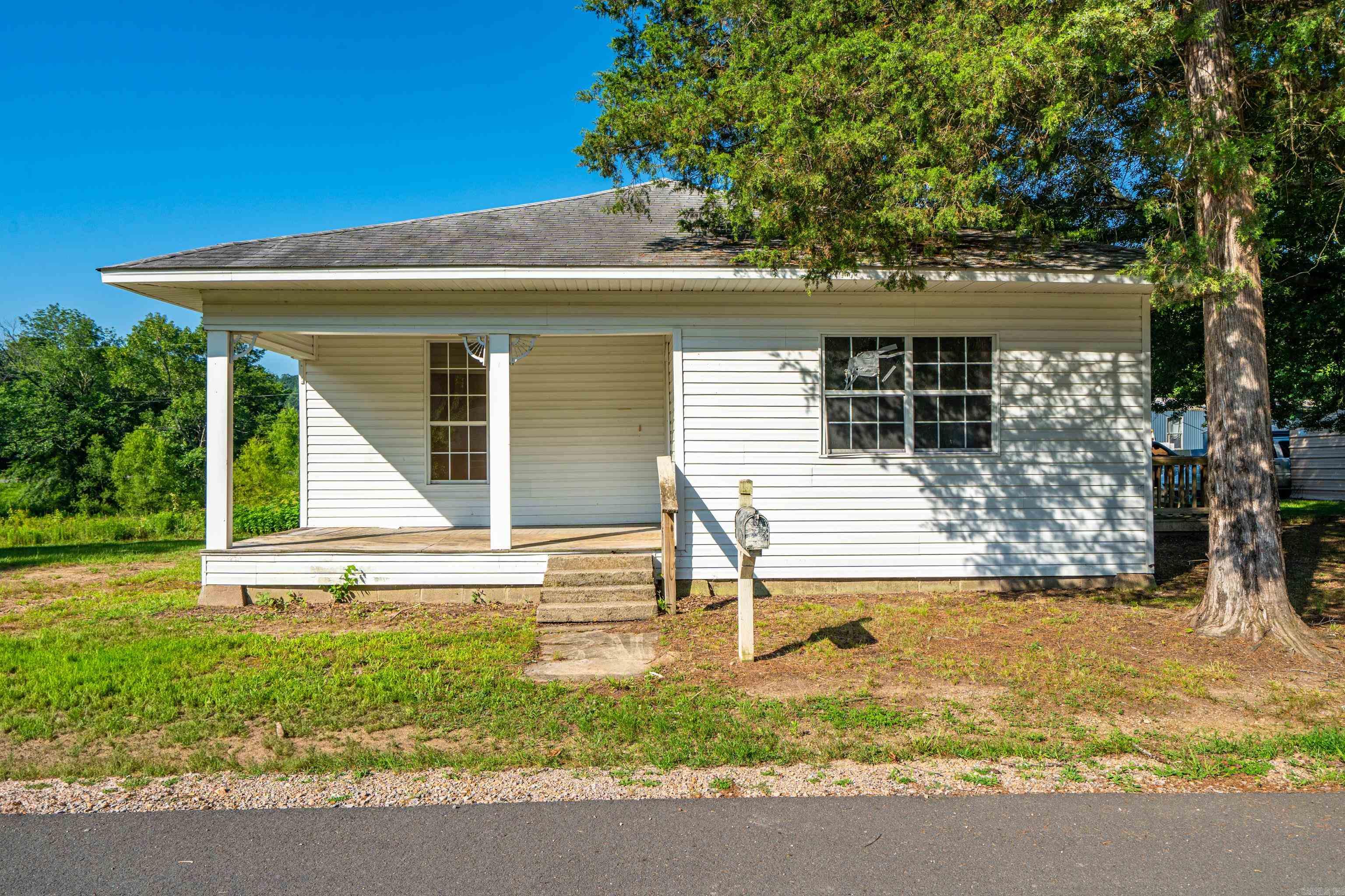 611 S 2Nd St  Glenwood, AR