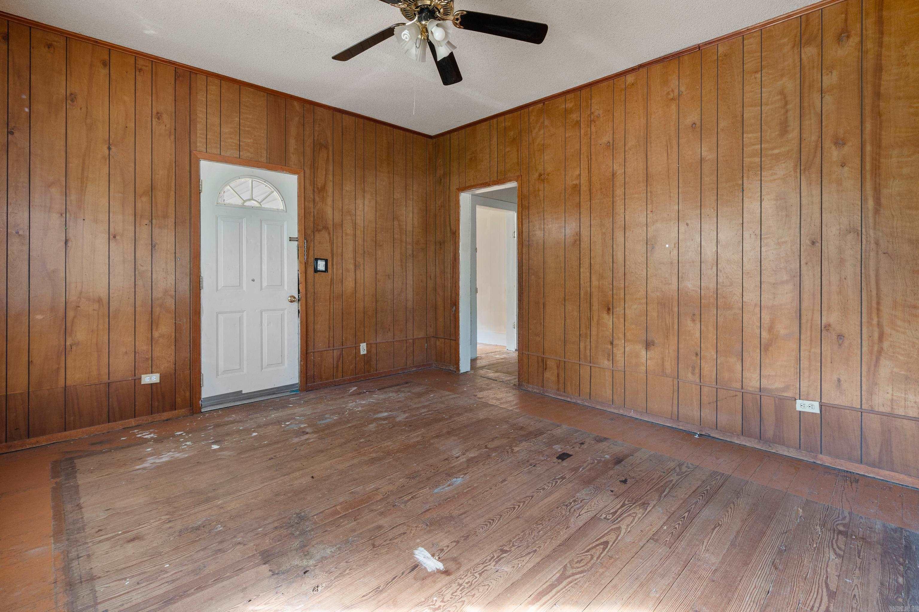 611 S 2Nd St  Glenwood, AR