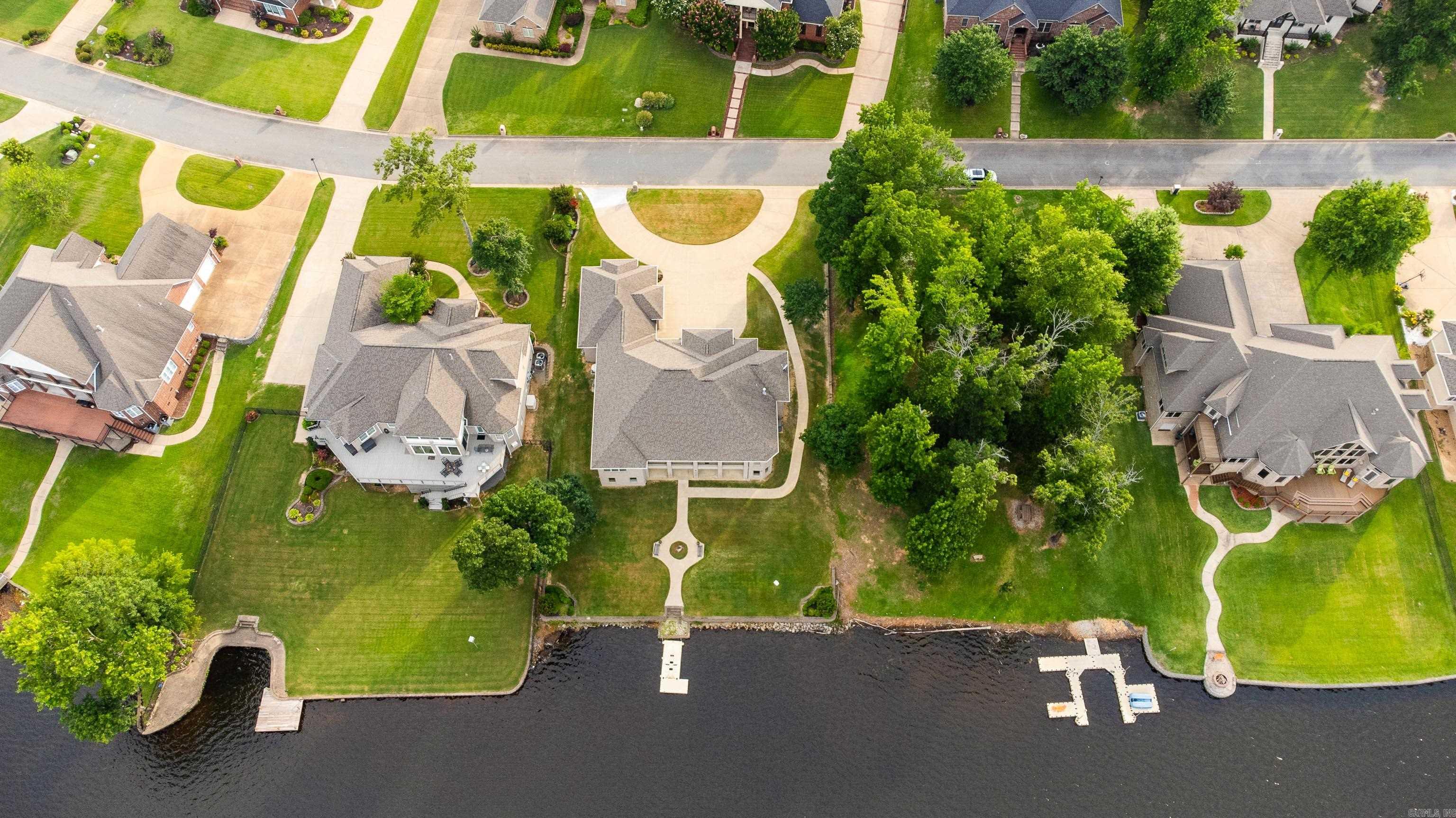 5918 Riviera  Benton, AR