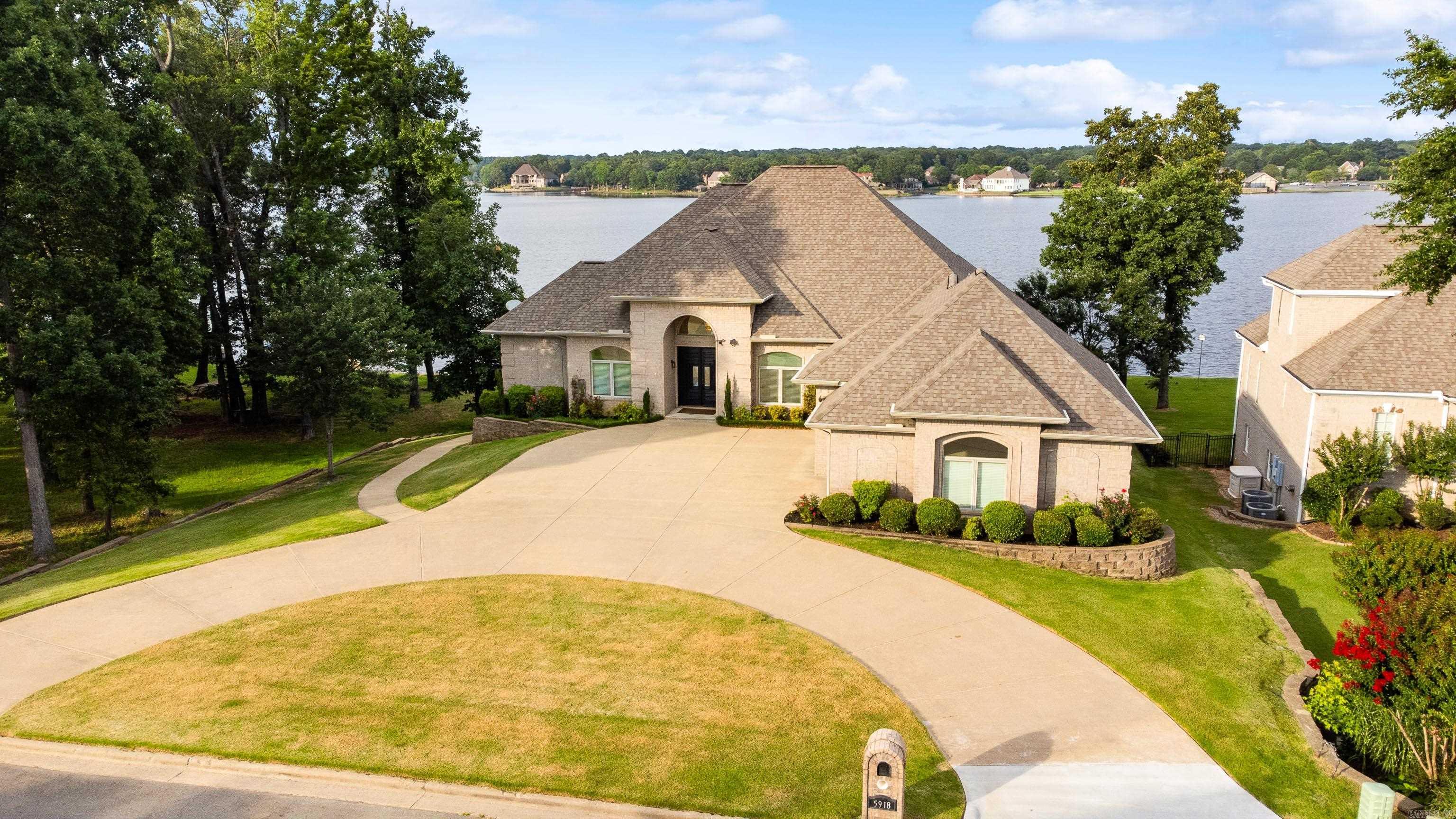 5918 Riviera  Benton, AR
