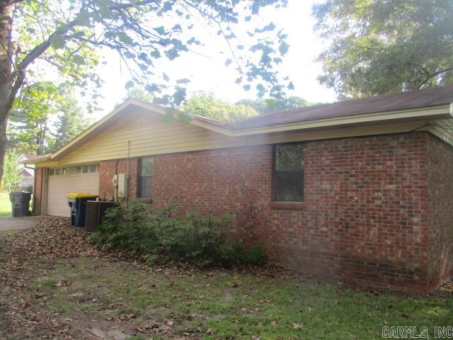 11 W St Cabot, AR 72023
