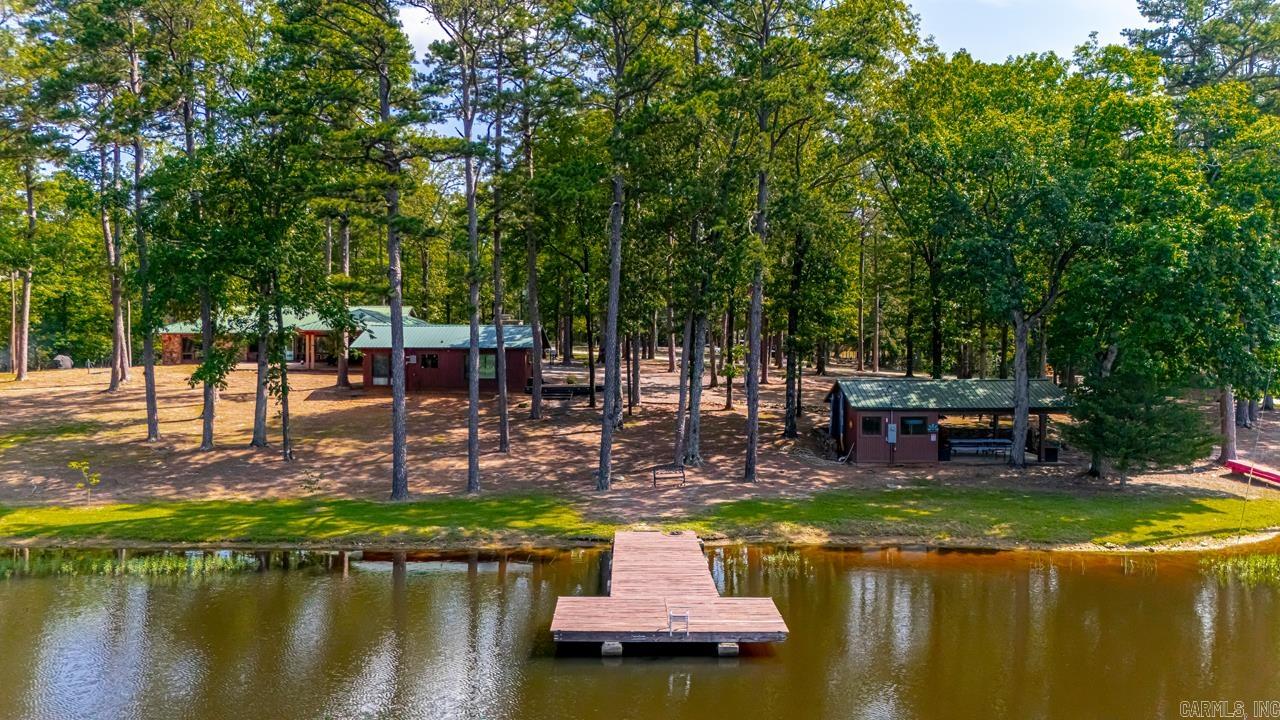 10 Henry  Perryville, AR