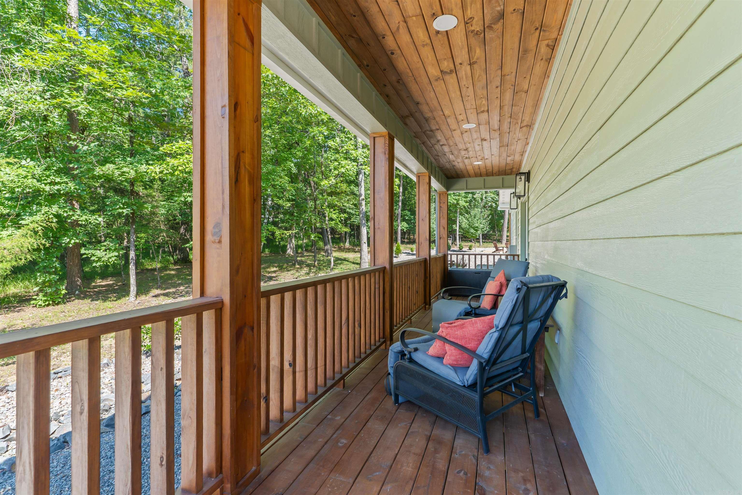 6 Jabali  Hot Springs Village, AR