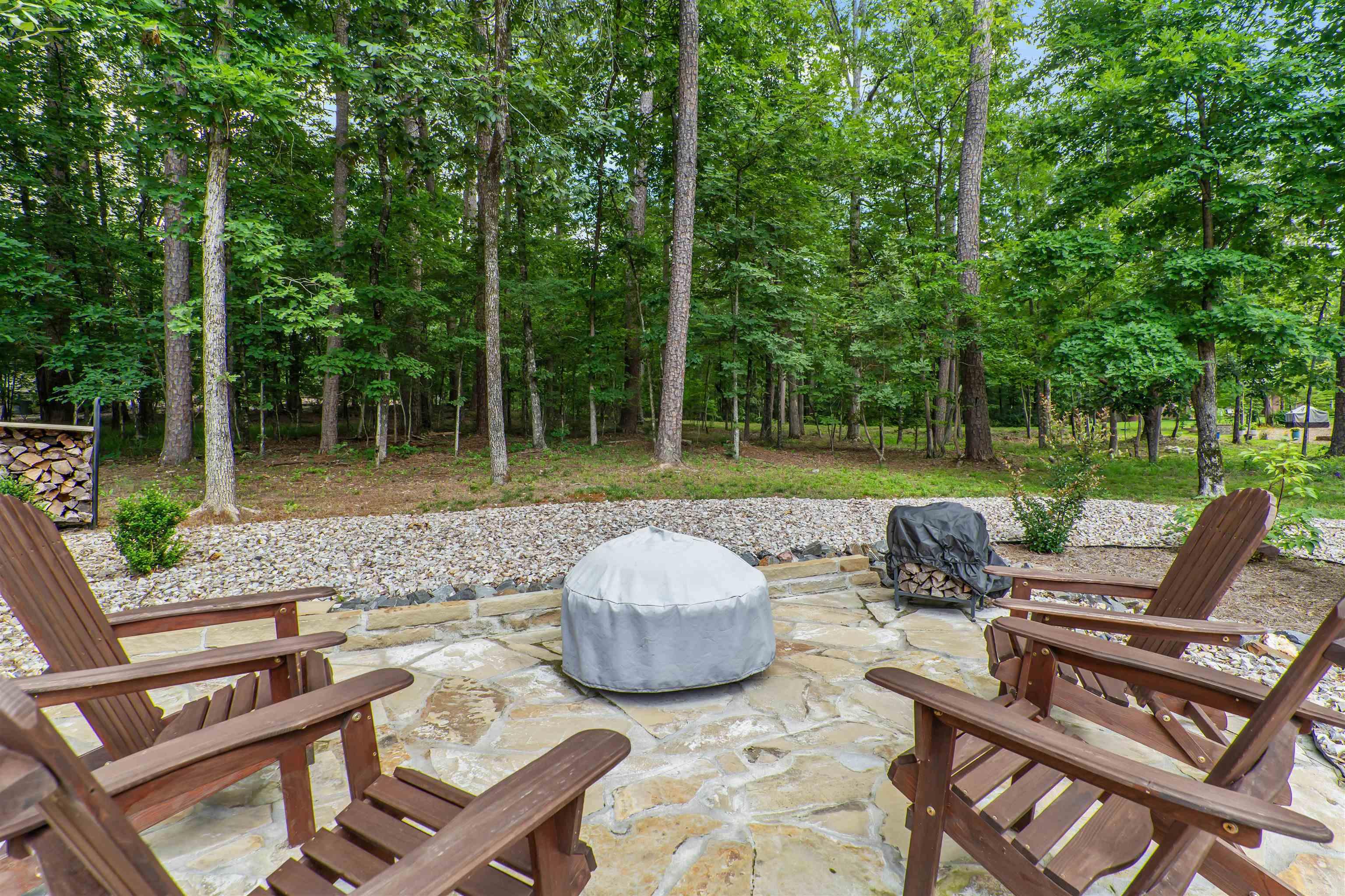 6 Jabali  Hot Springs Village, AR