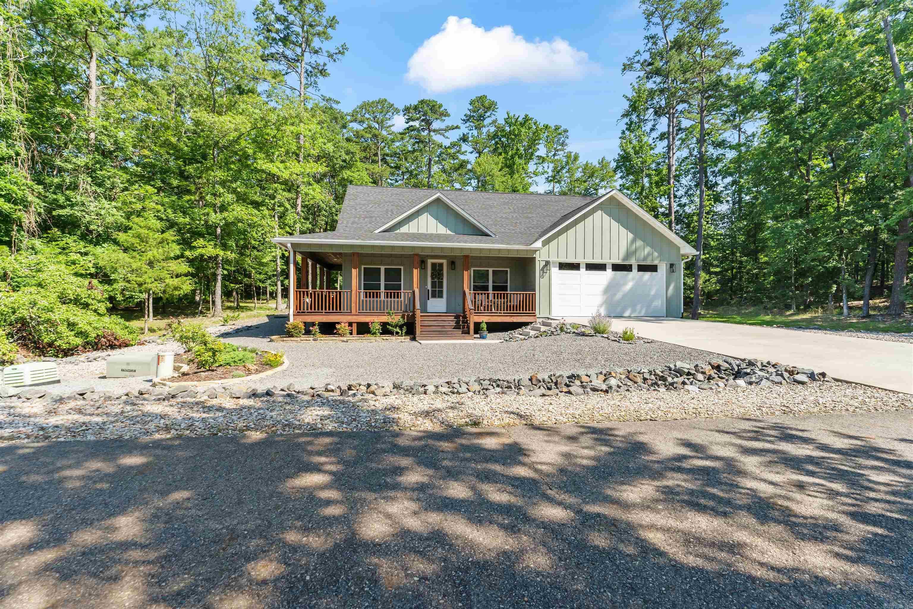 6 Jabali  Hot Springs Village, AR