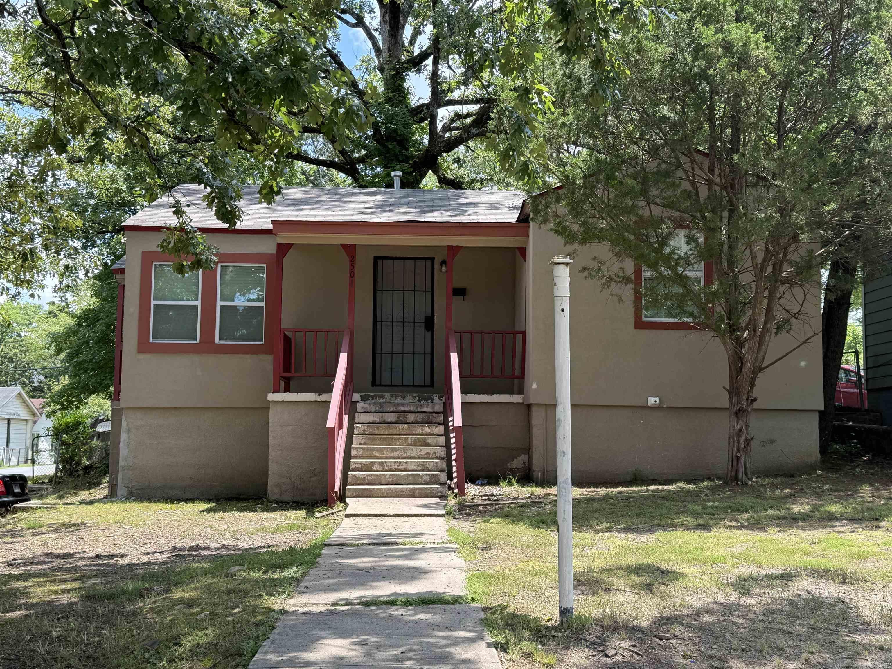 2501 S Pine  Little Rock, AR