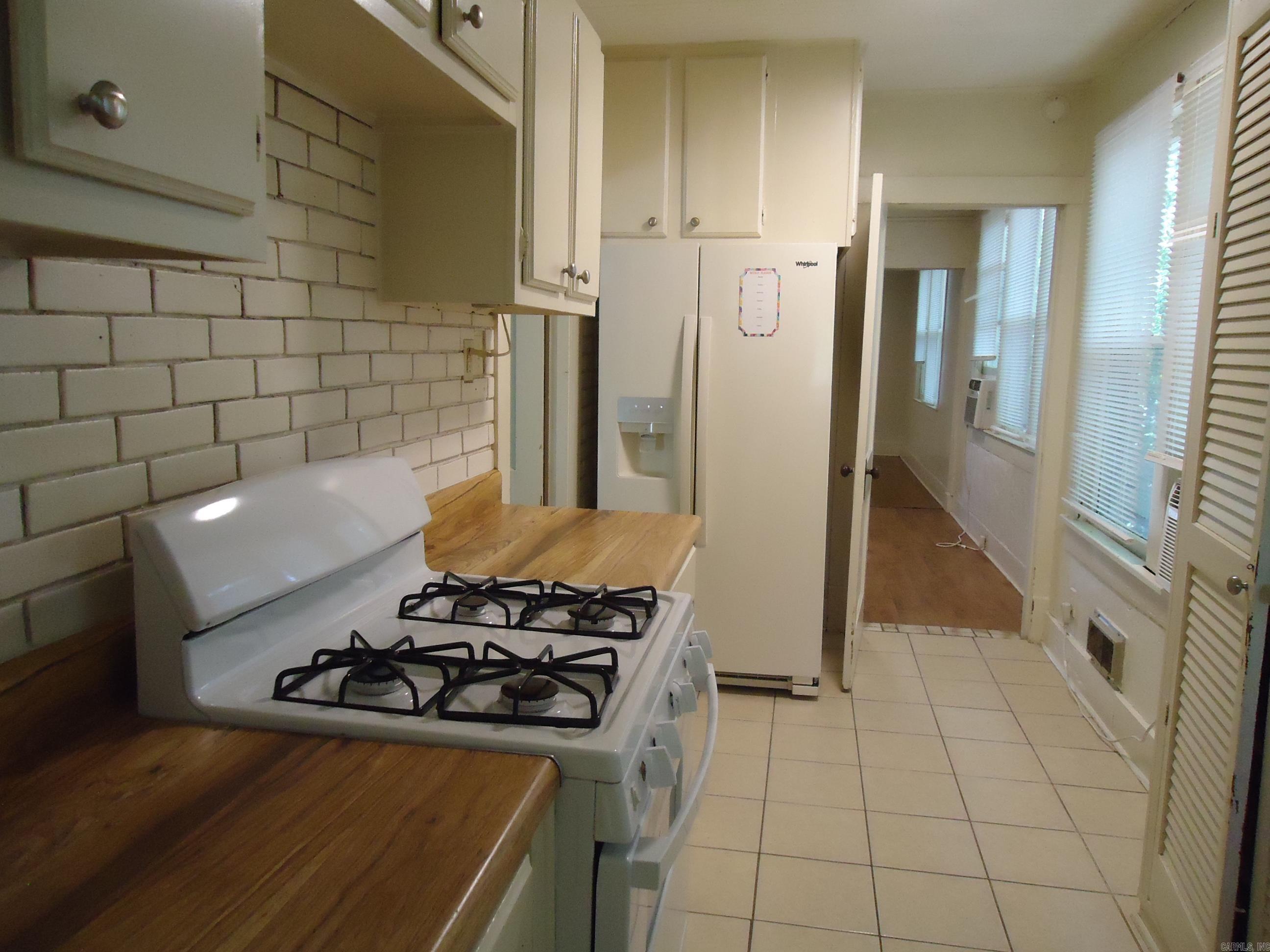 126 Parkhill Units A & B Hot Springs, AR