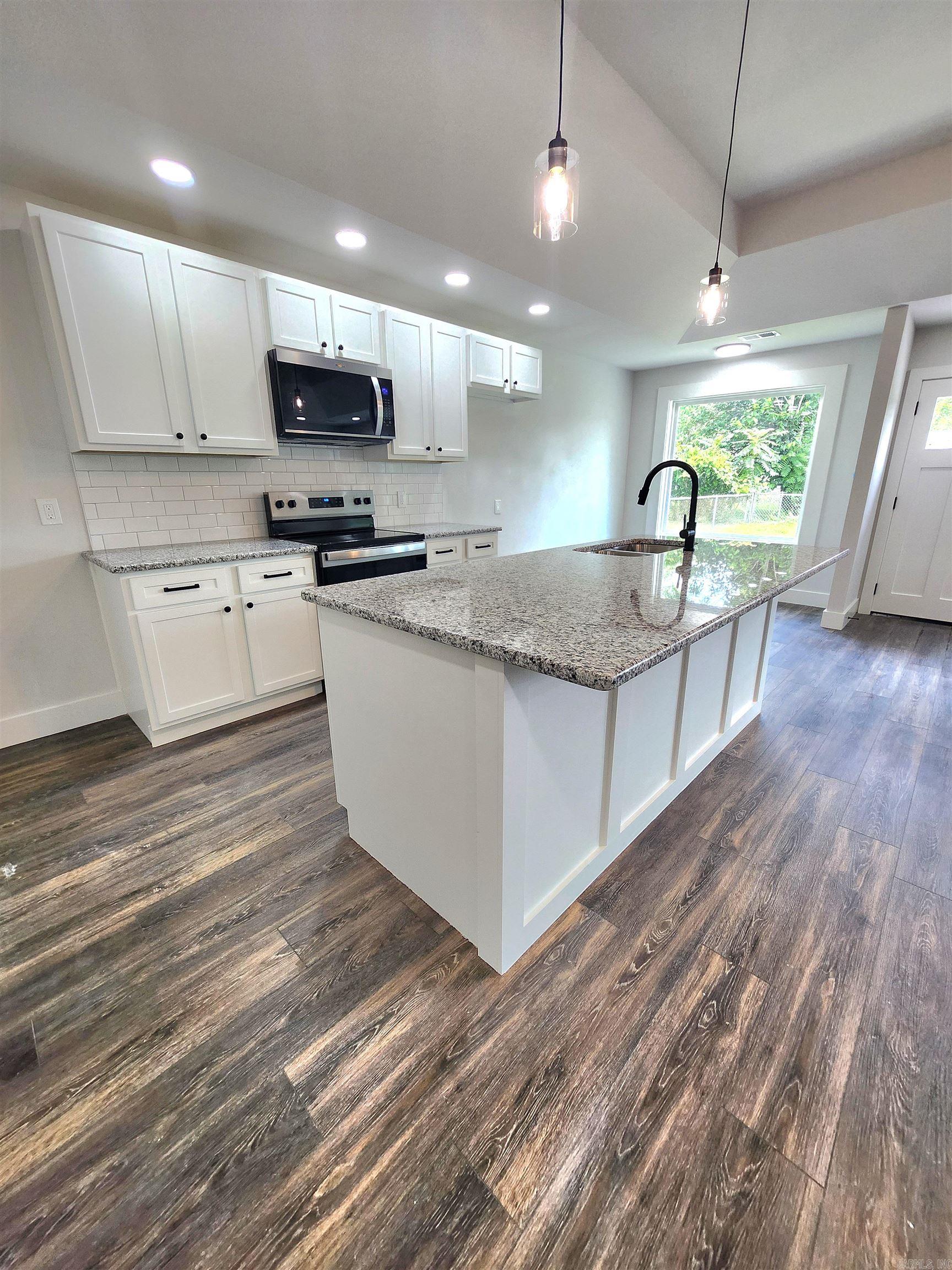 6519 Whippoorwill Lane North Little Rock, AR 72117