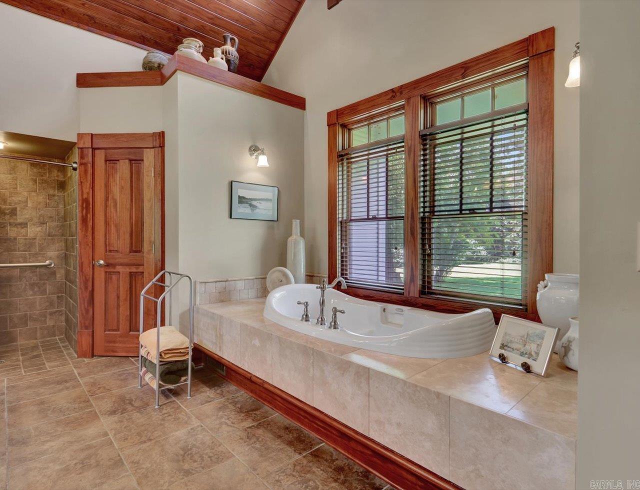 583 Highway 27 N  Story, AR