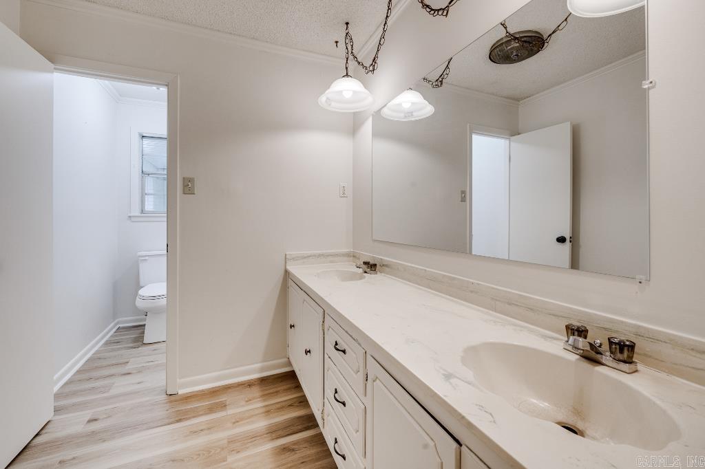 1 Jawanda  Searcy, AR