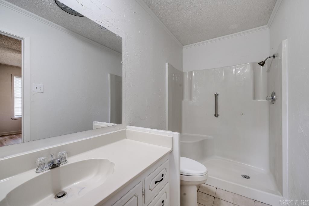 1 Jawanda  Searcy, AR