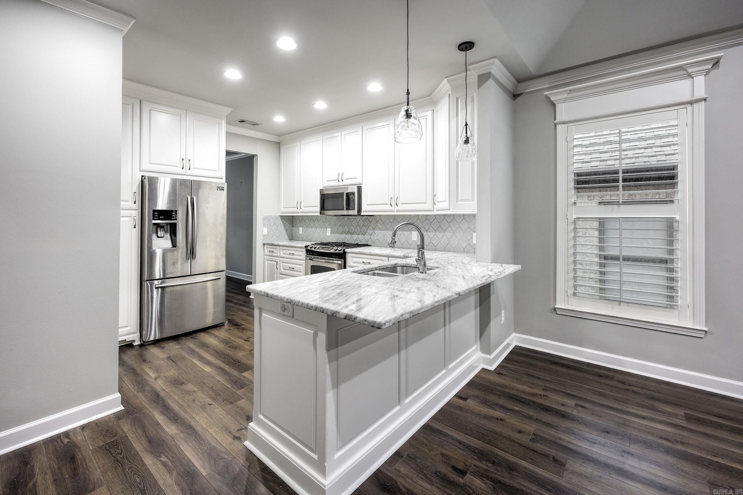 21 Piper  Little Rock, AR