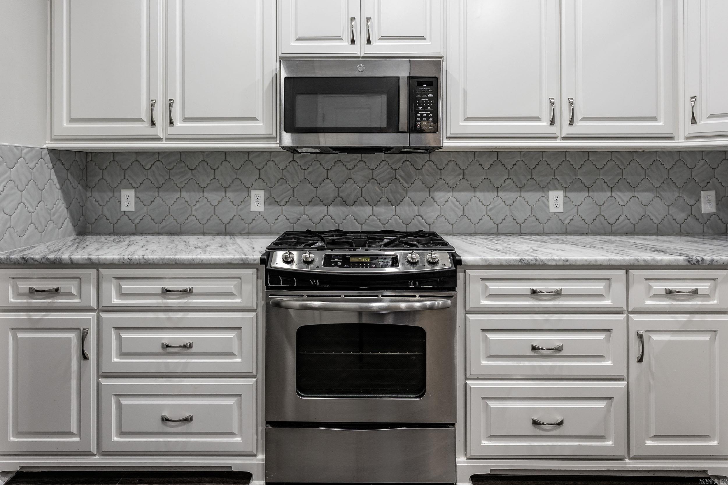 21 Piper  Little Rock, AR