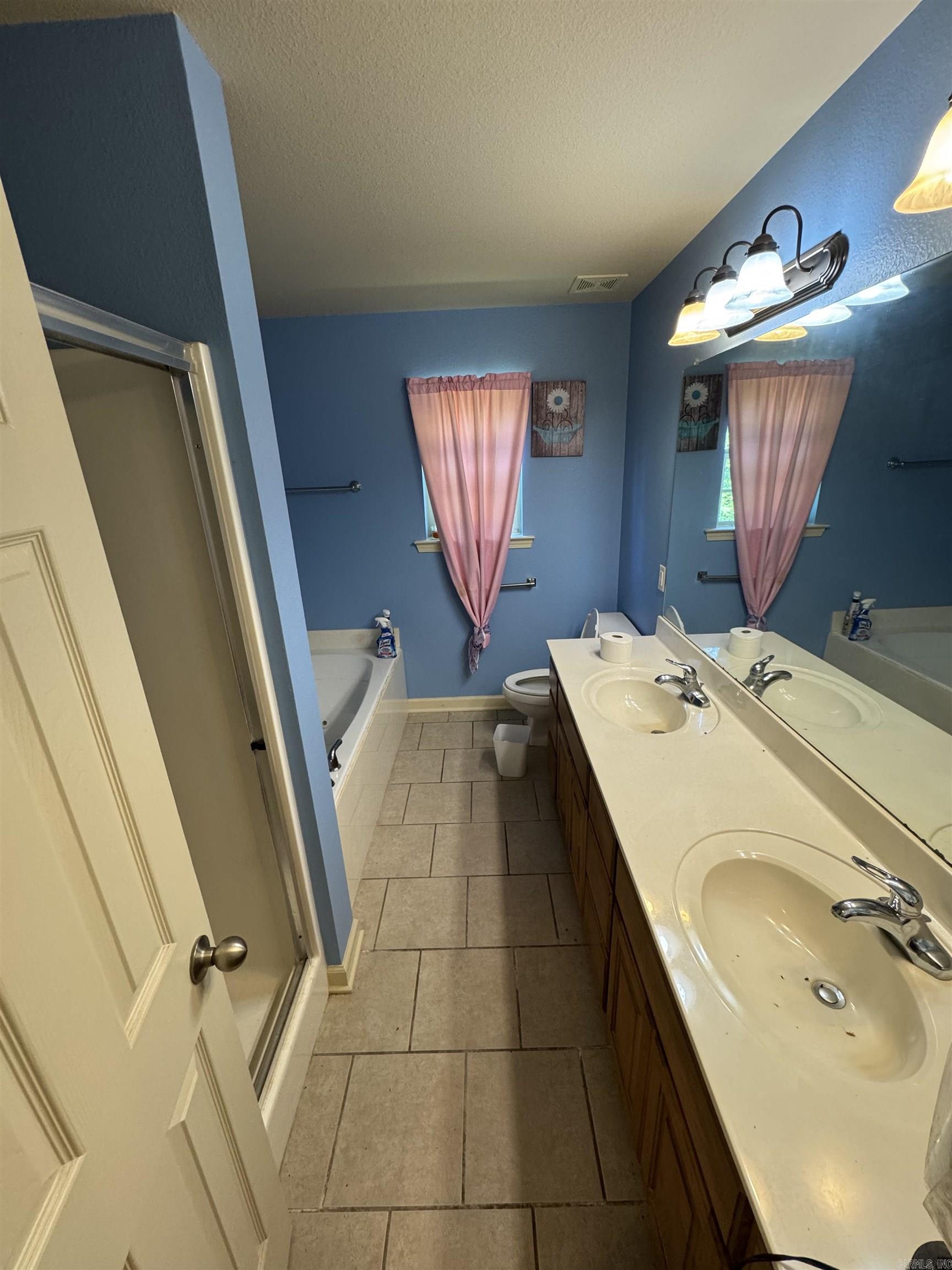 13011 White Oak Pond  Mabelvale, AR