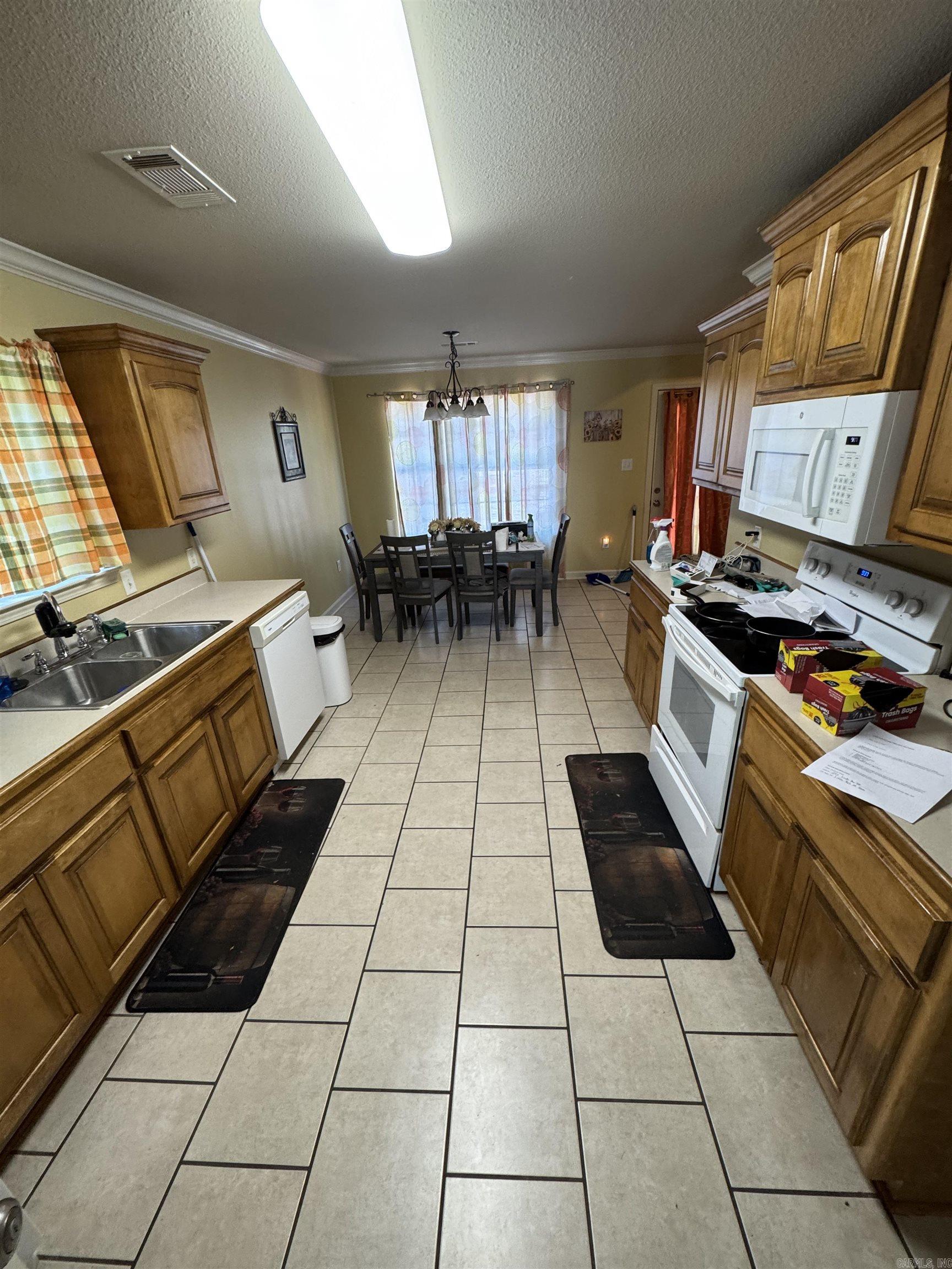 13011 White Oak Pond  Mabelvale, AR