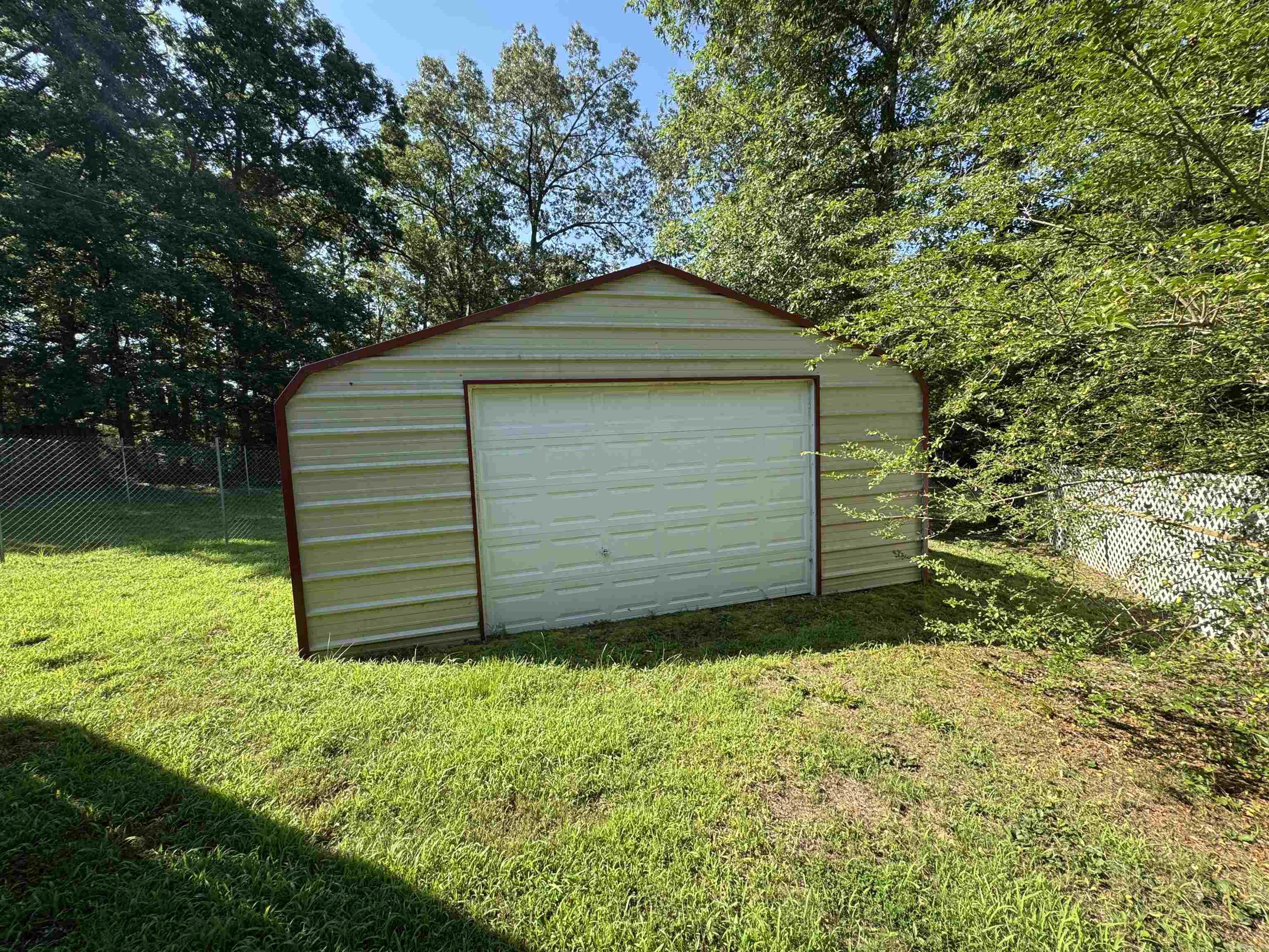 13011 White Oak Pond  Mabelvale, AR