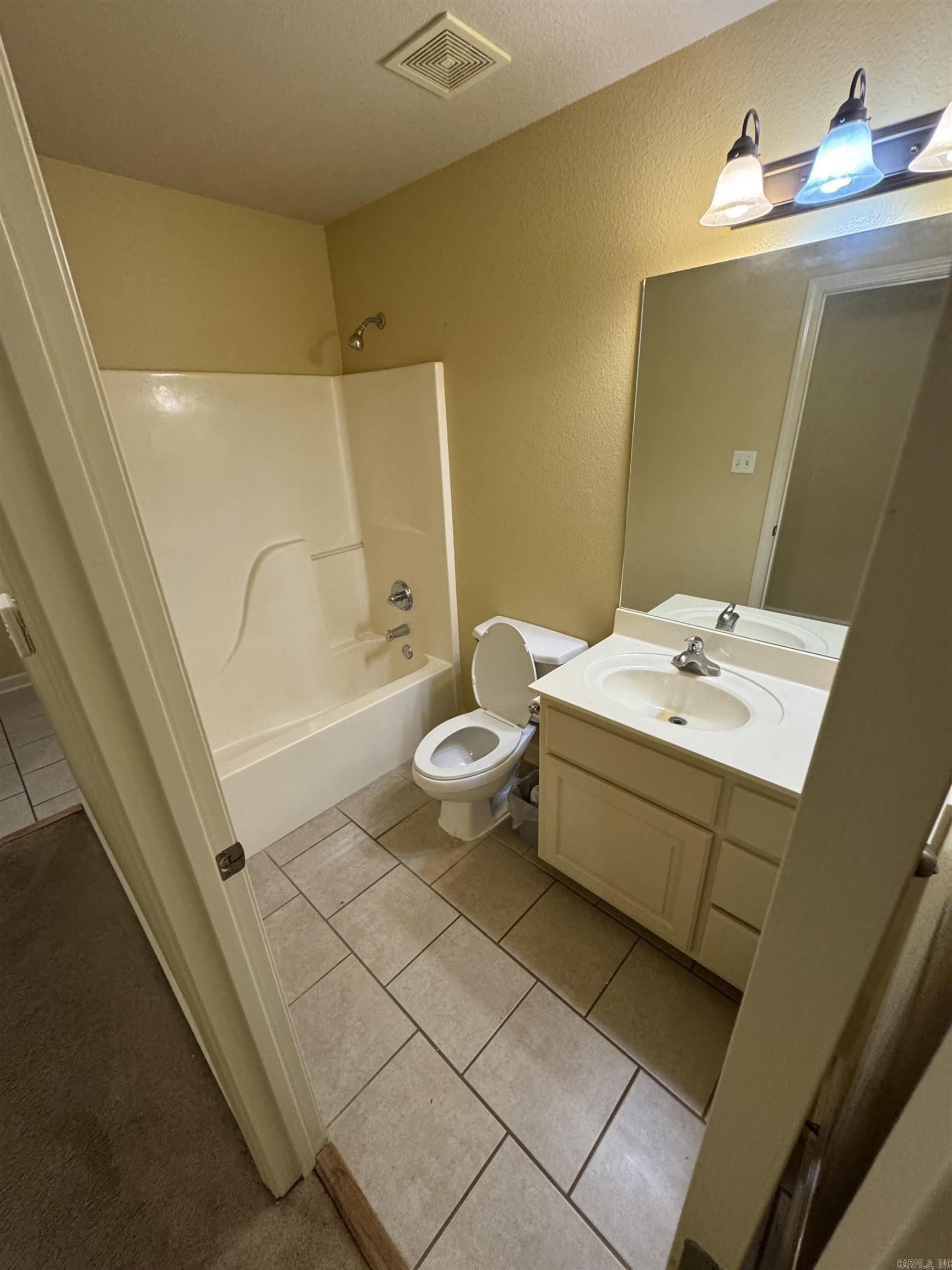 13011 White Oak Pond  Mabelvale, AR