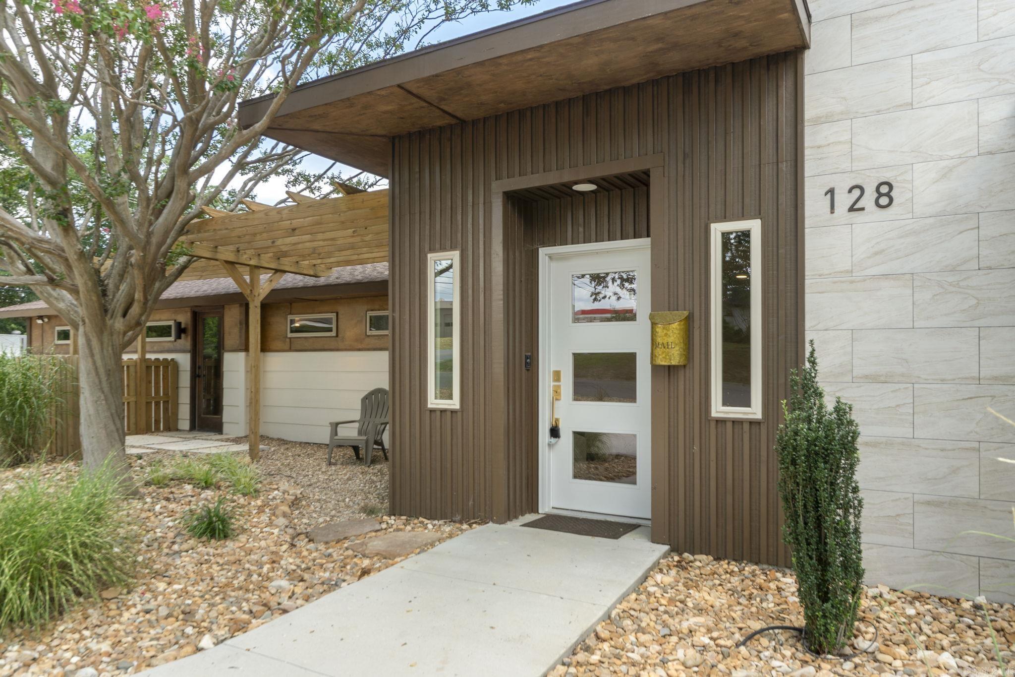 128 Dickson  Little Rock, AR