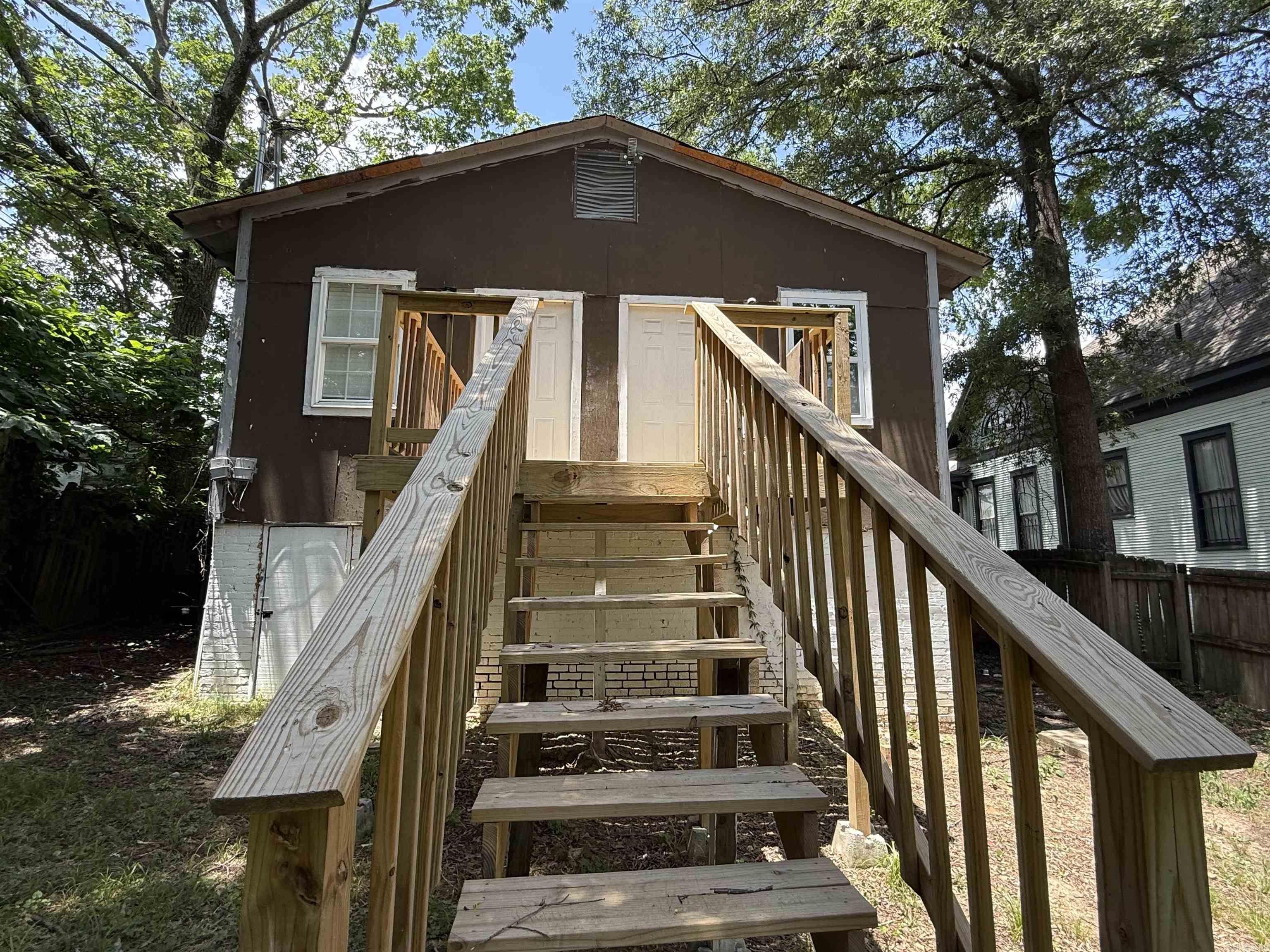 2417 Wolfe  Little Rock, AR