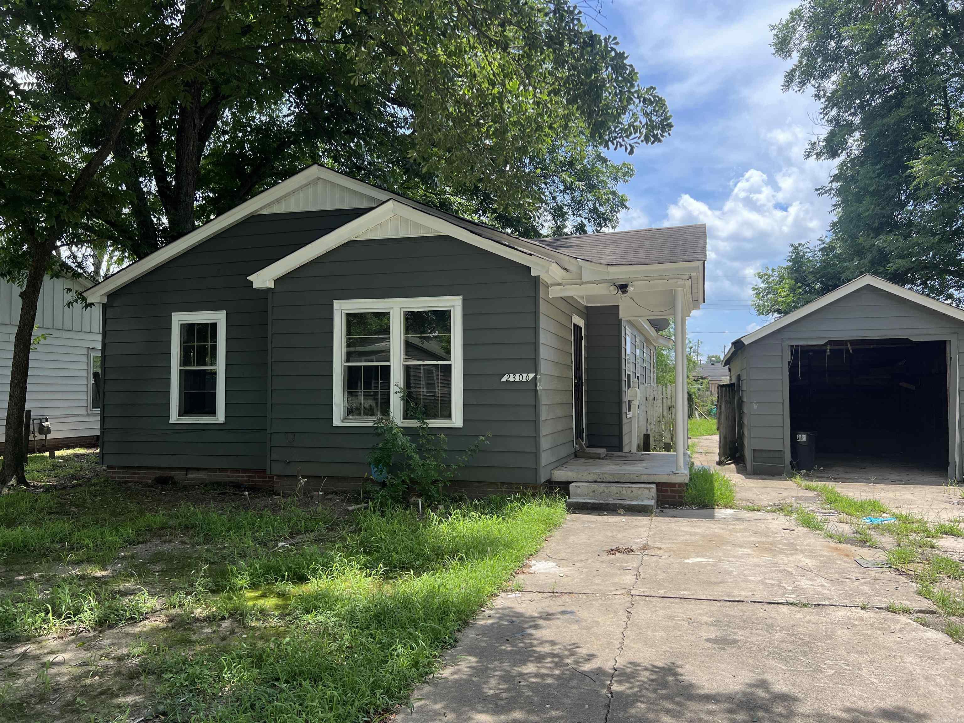 2306 W 25th  Pine Bluff, AR