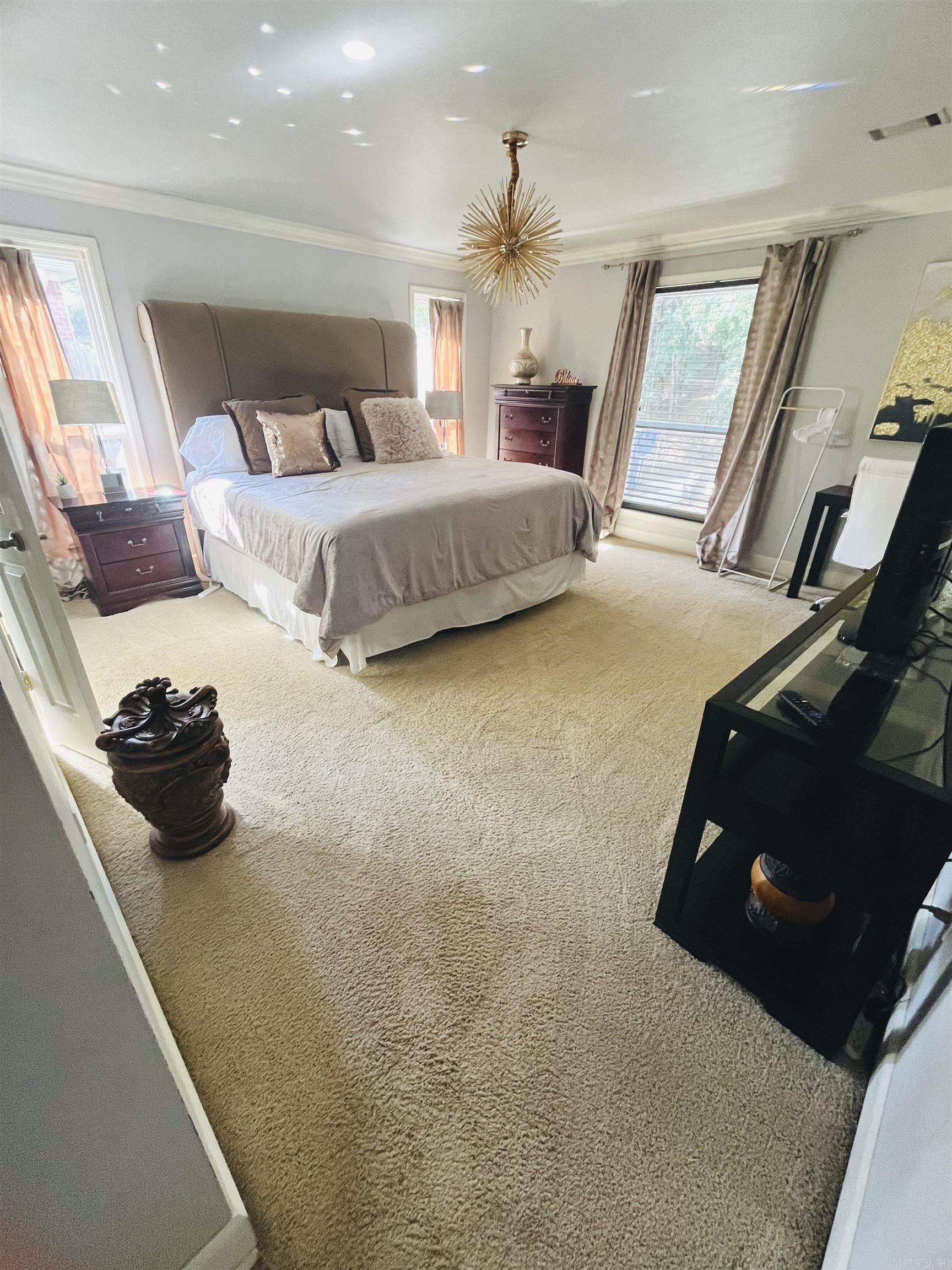 17 Ouachita  Maumelle, AR