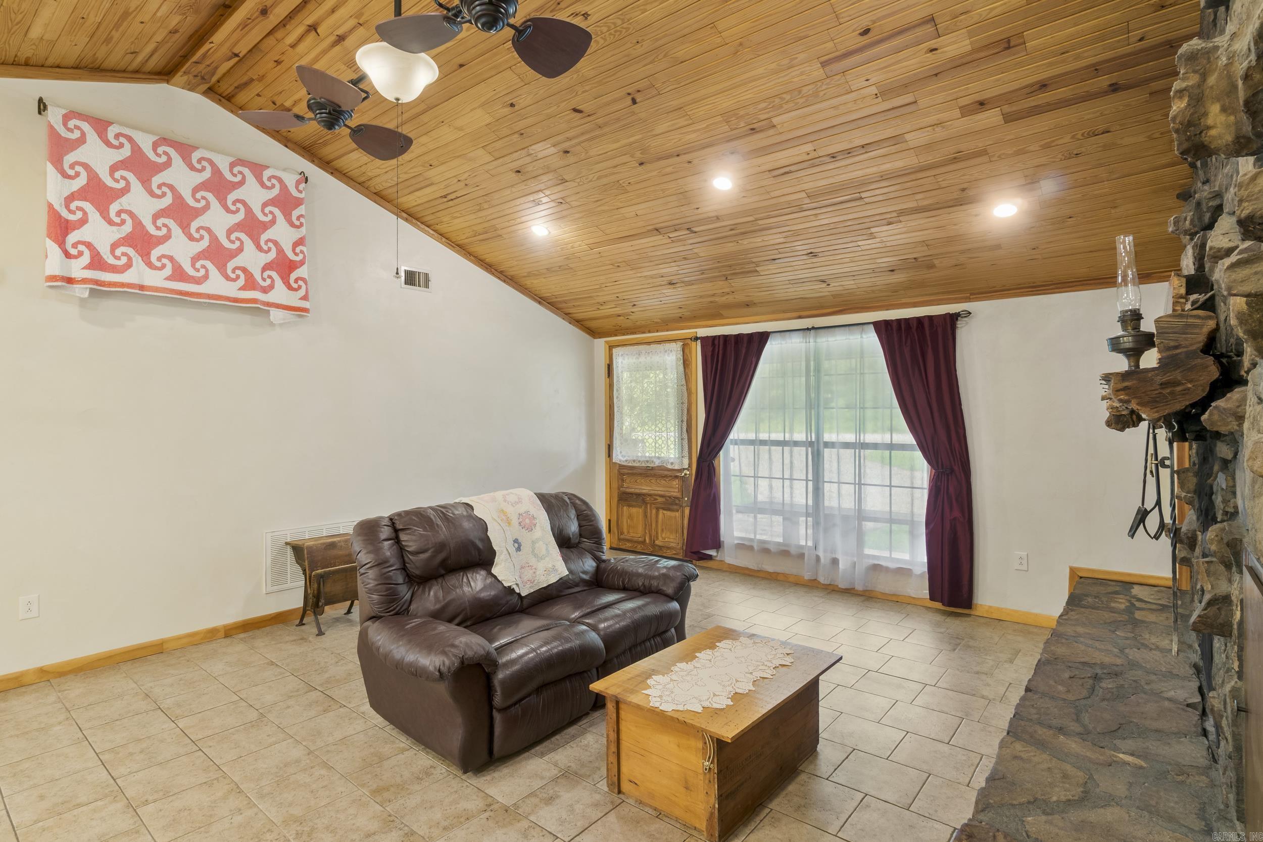 391 Bloodworth  Searcy, AR