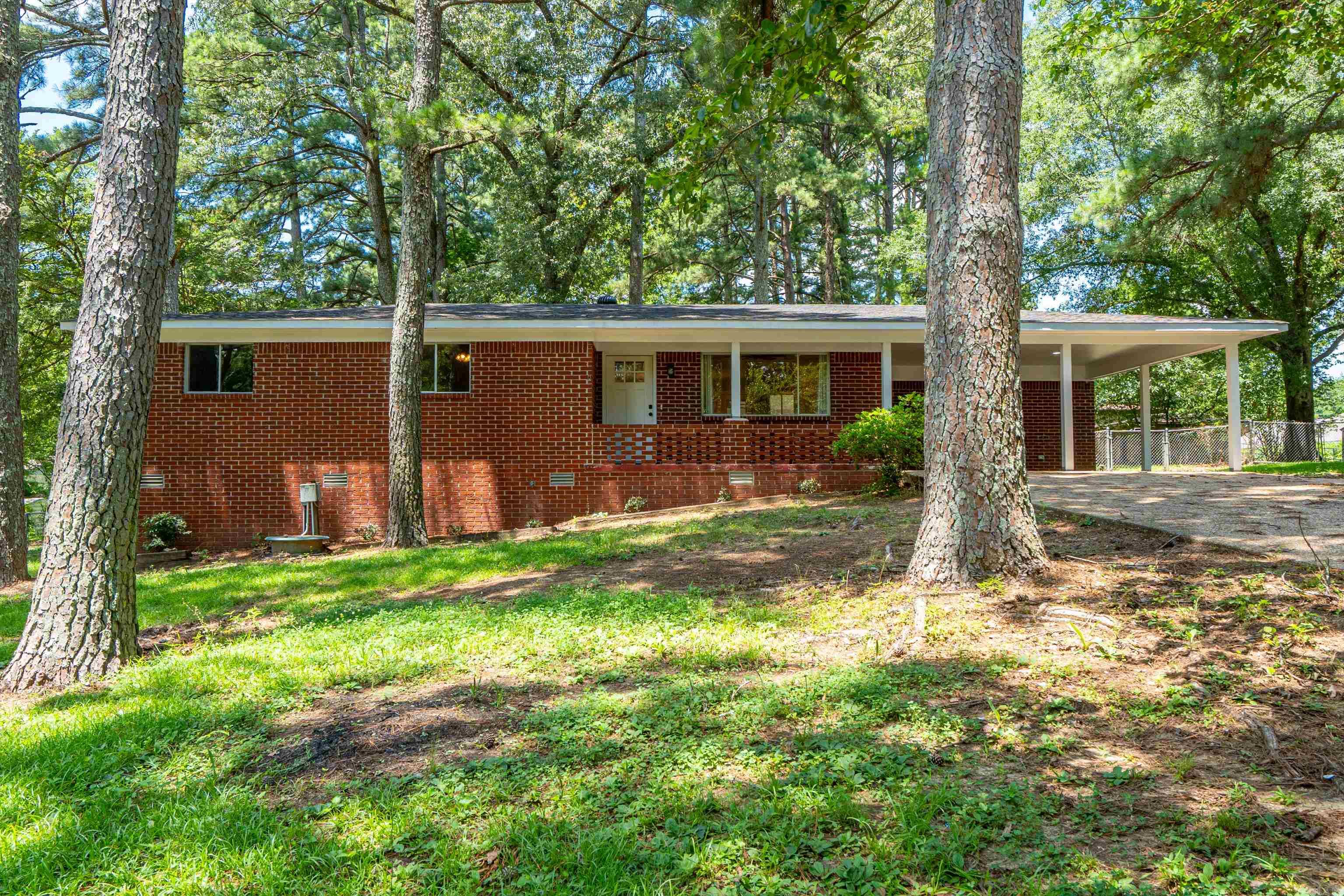 324 S Danna  Hot Springs, AR