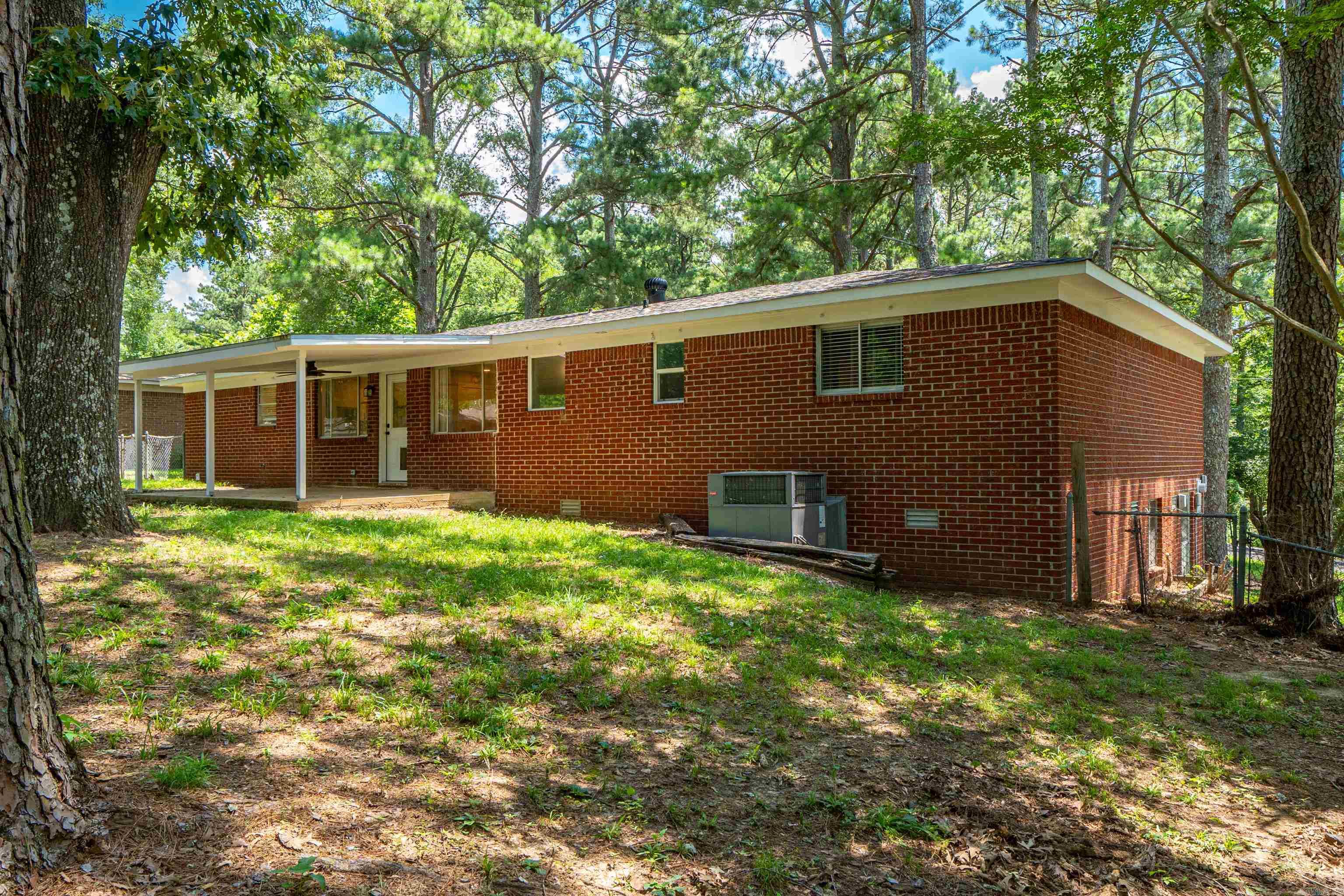 324 S Danna  Hot Springs, AR