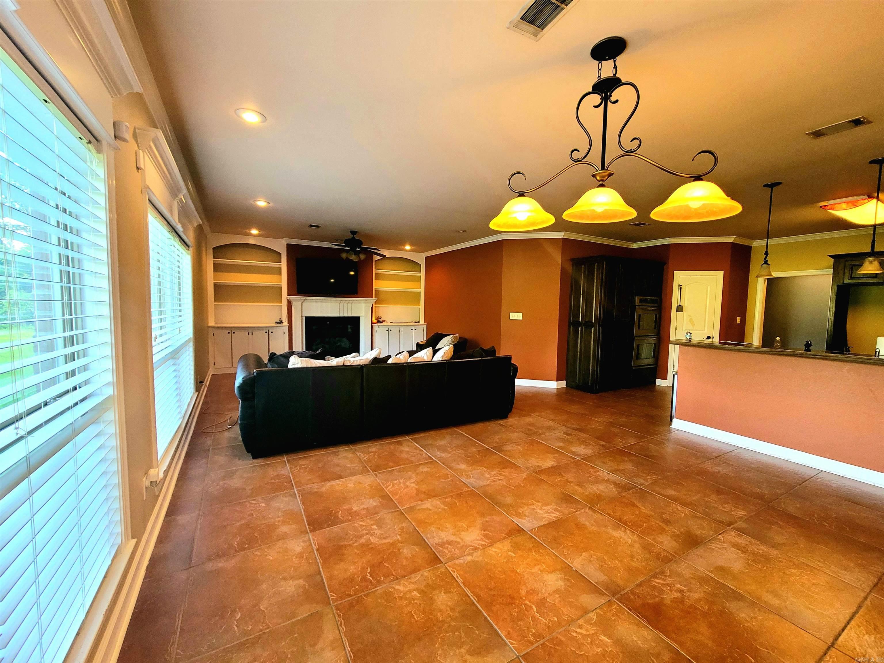 143 Silver Springs  Benton, AR