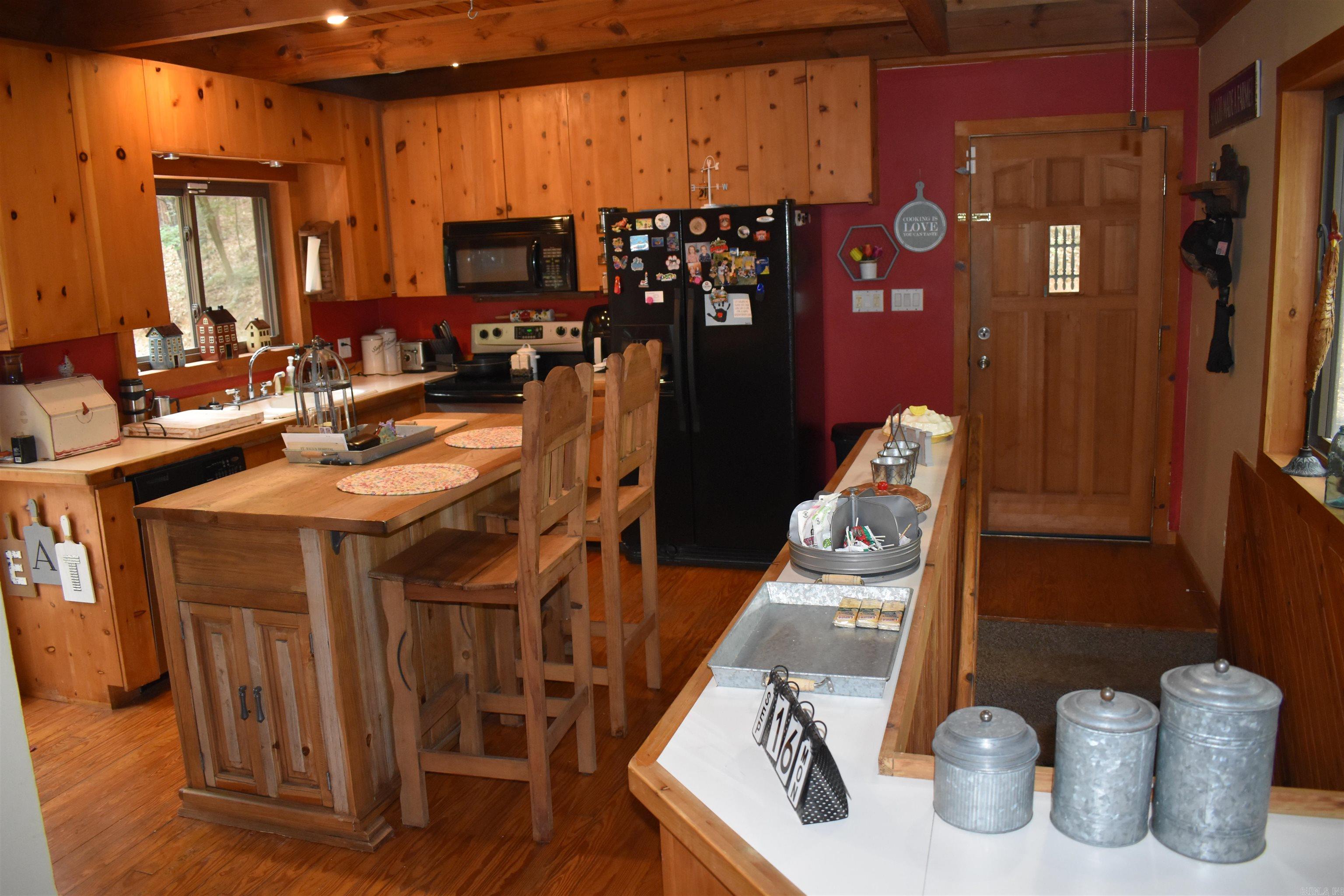 2244 Peach Orchard  Ozark, AR