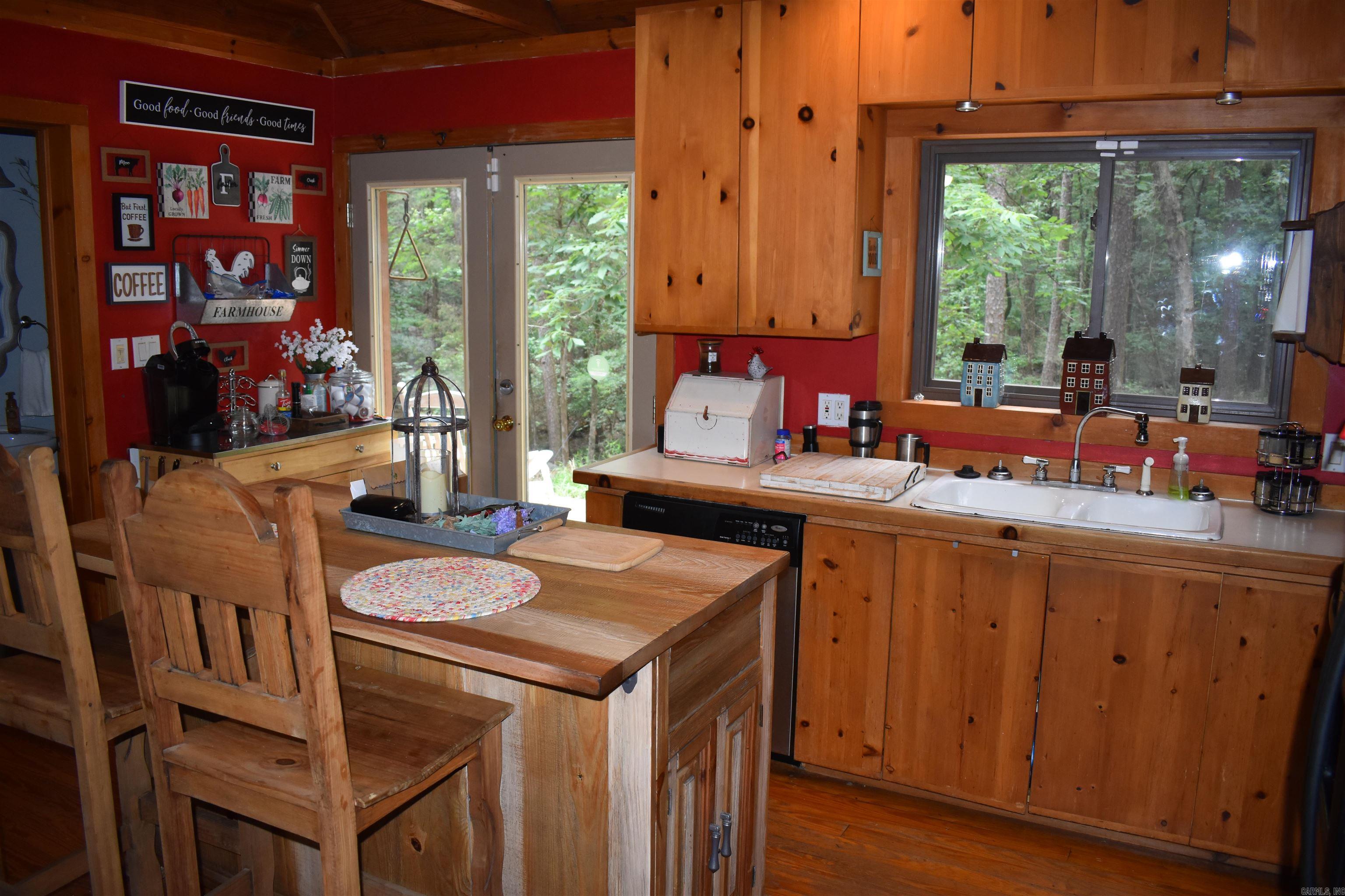 2244 Peach Orchard  Ozark, AR