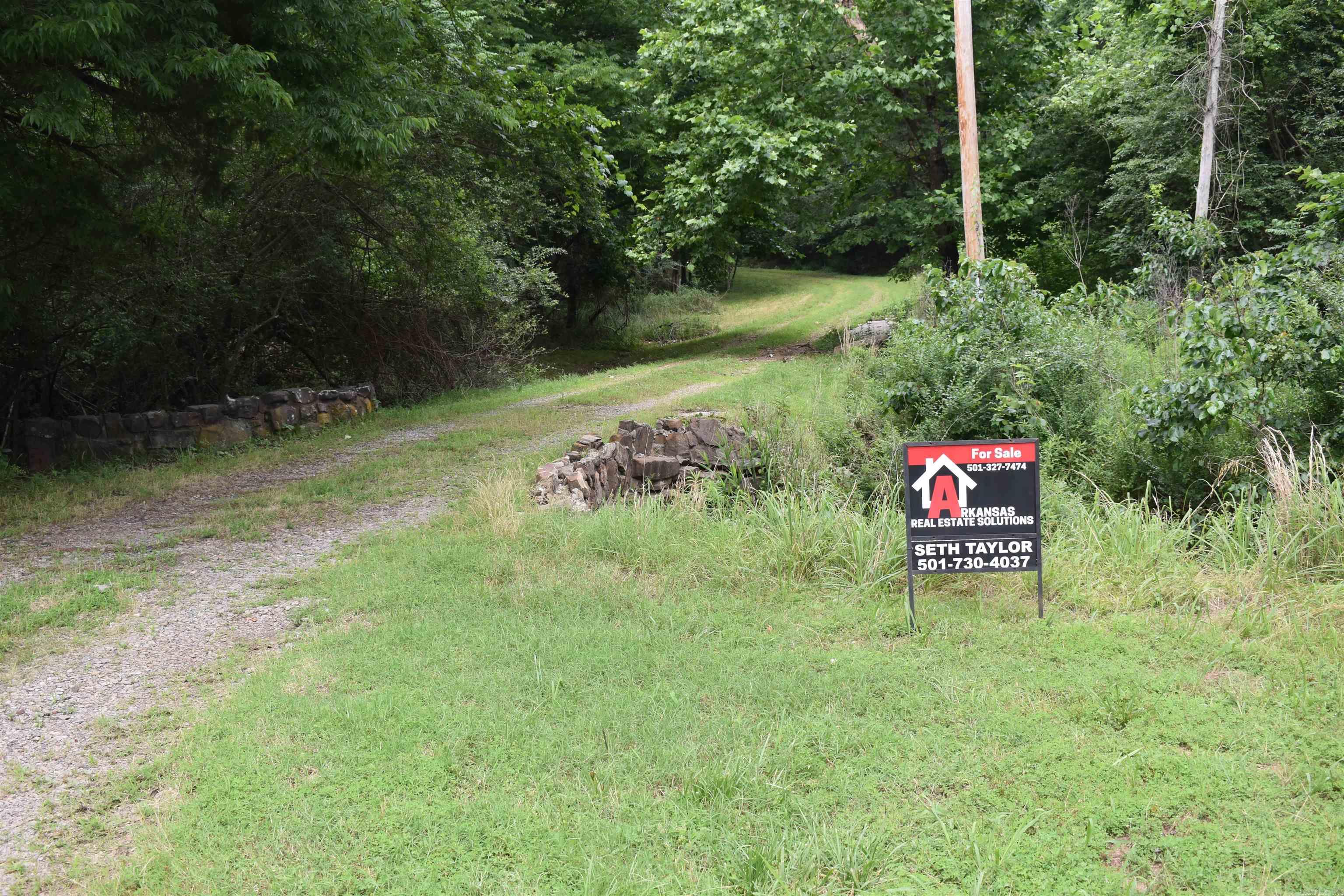 2244 Peach Orchard  Ozark, AR
