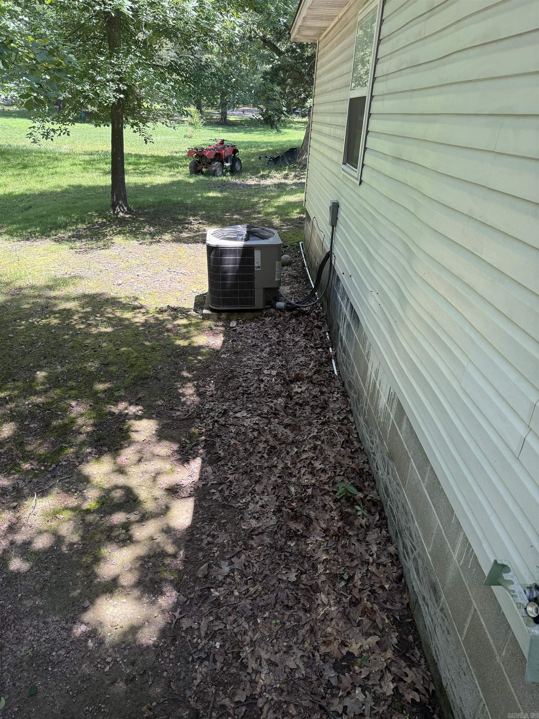 108 Rock  Marshall, AR