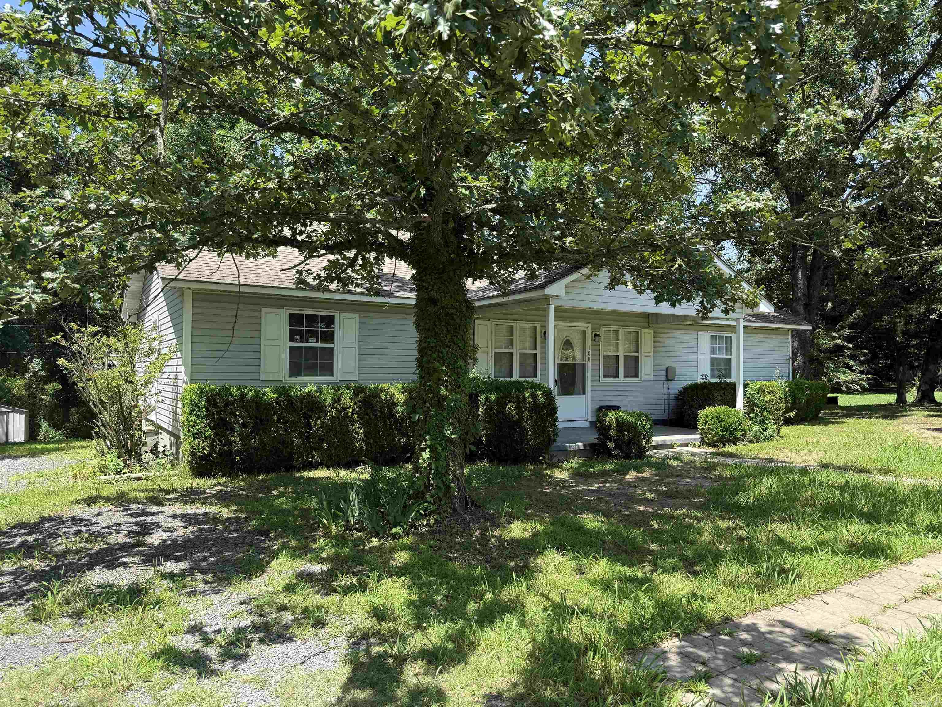 108 Rock  Marshall, AR