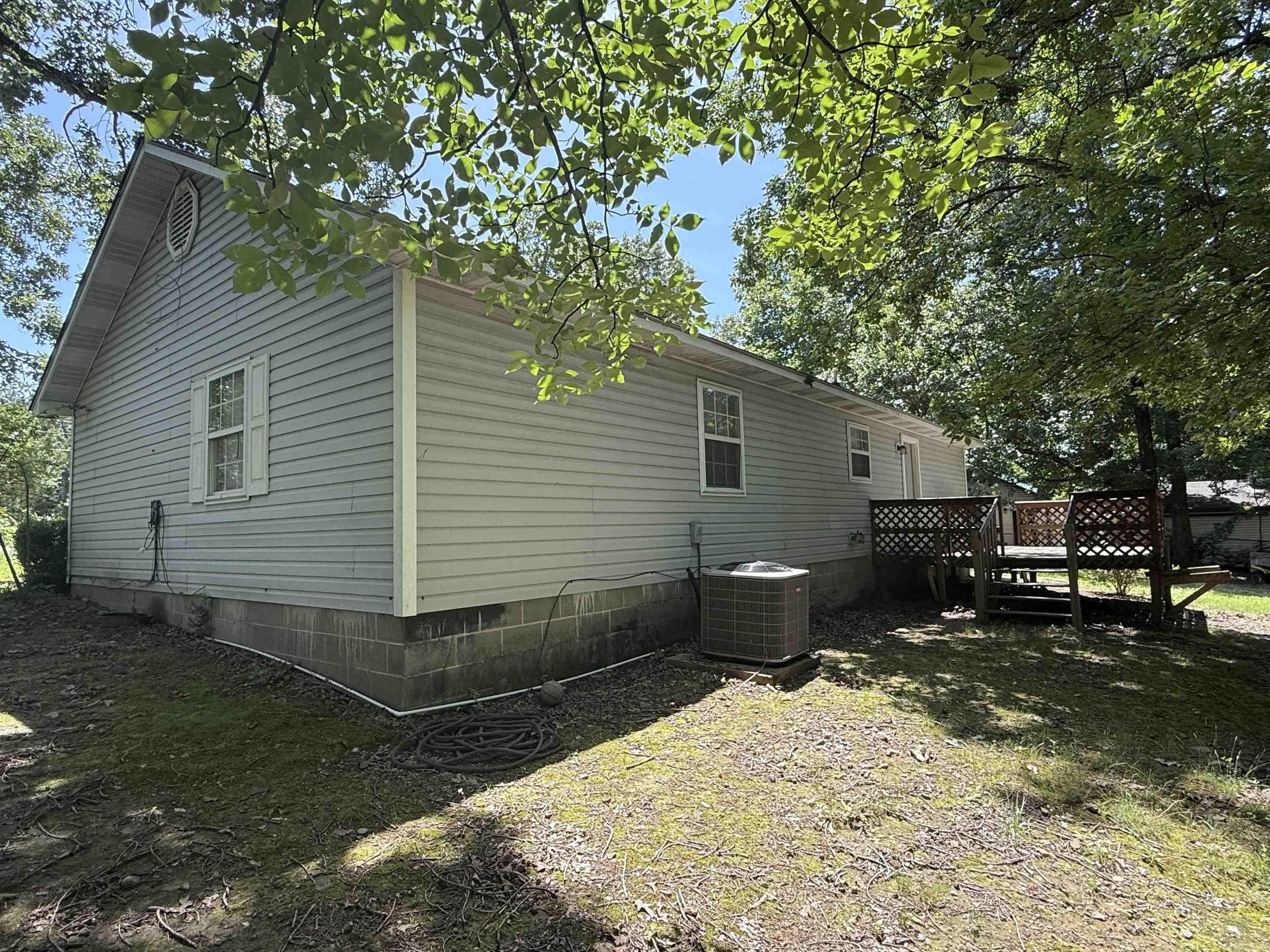 108 Rock  Marshall, AR