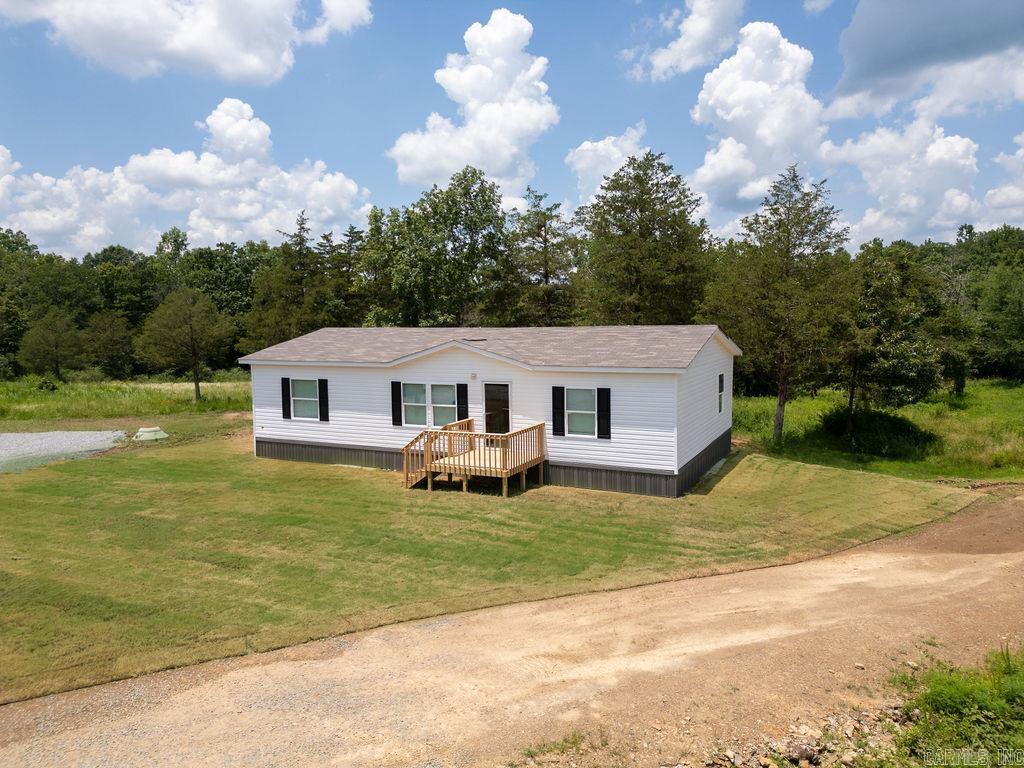 316 GAYES DRIVE  Clinton, AR
