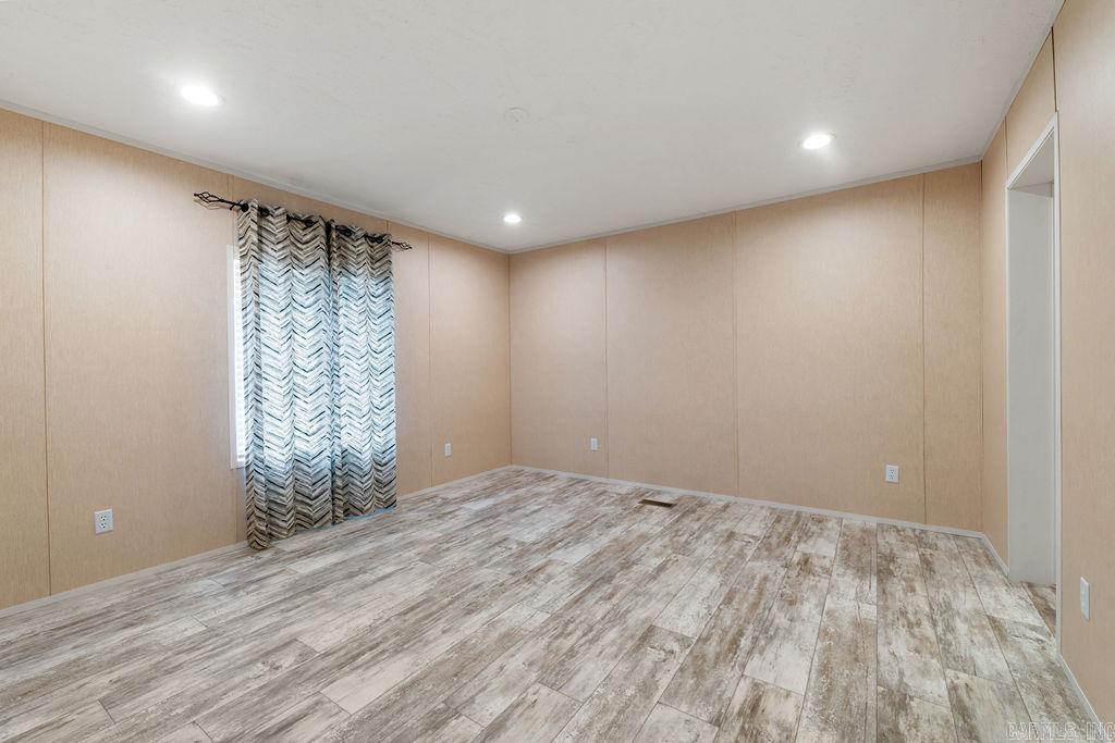 316 GAYES DRIVE  Clinton, AR