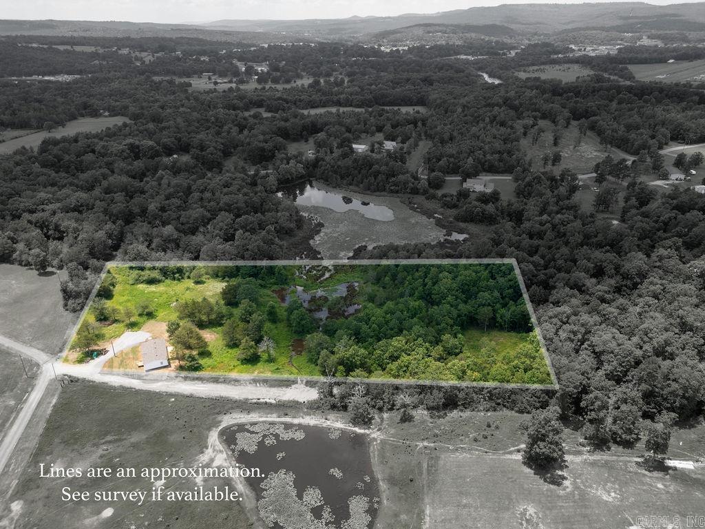 316 GAYES DRIVE  Clinton, AR