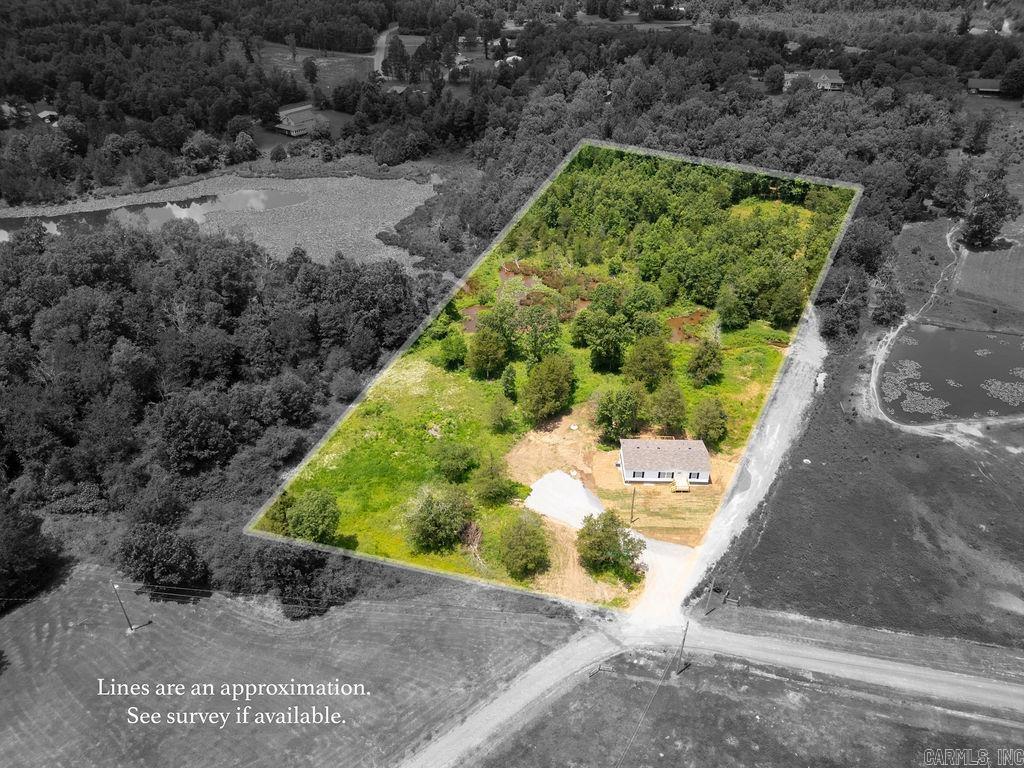 316 GAYES DRIVE  Clinton, AR
