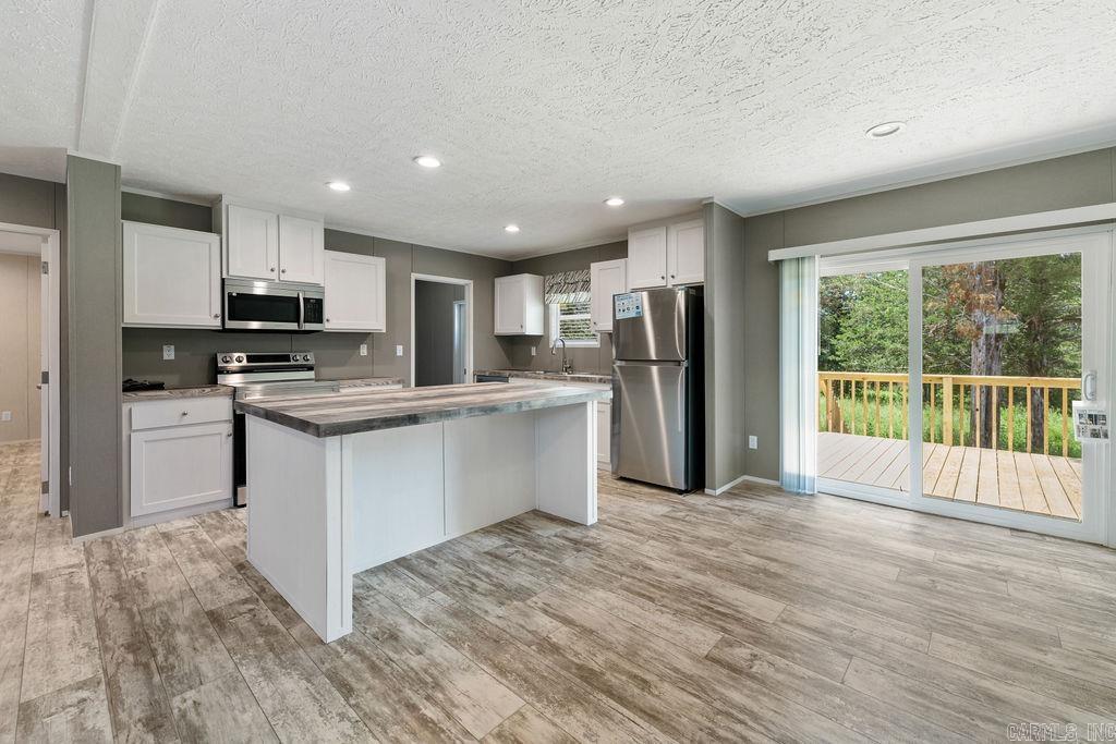 316 GAYES DRIVE  Clinton, AR