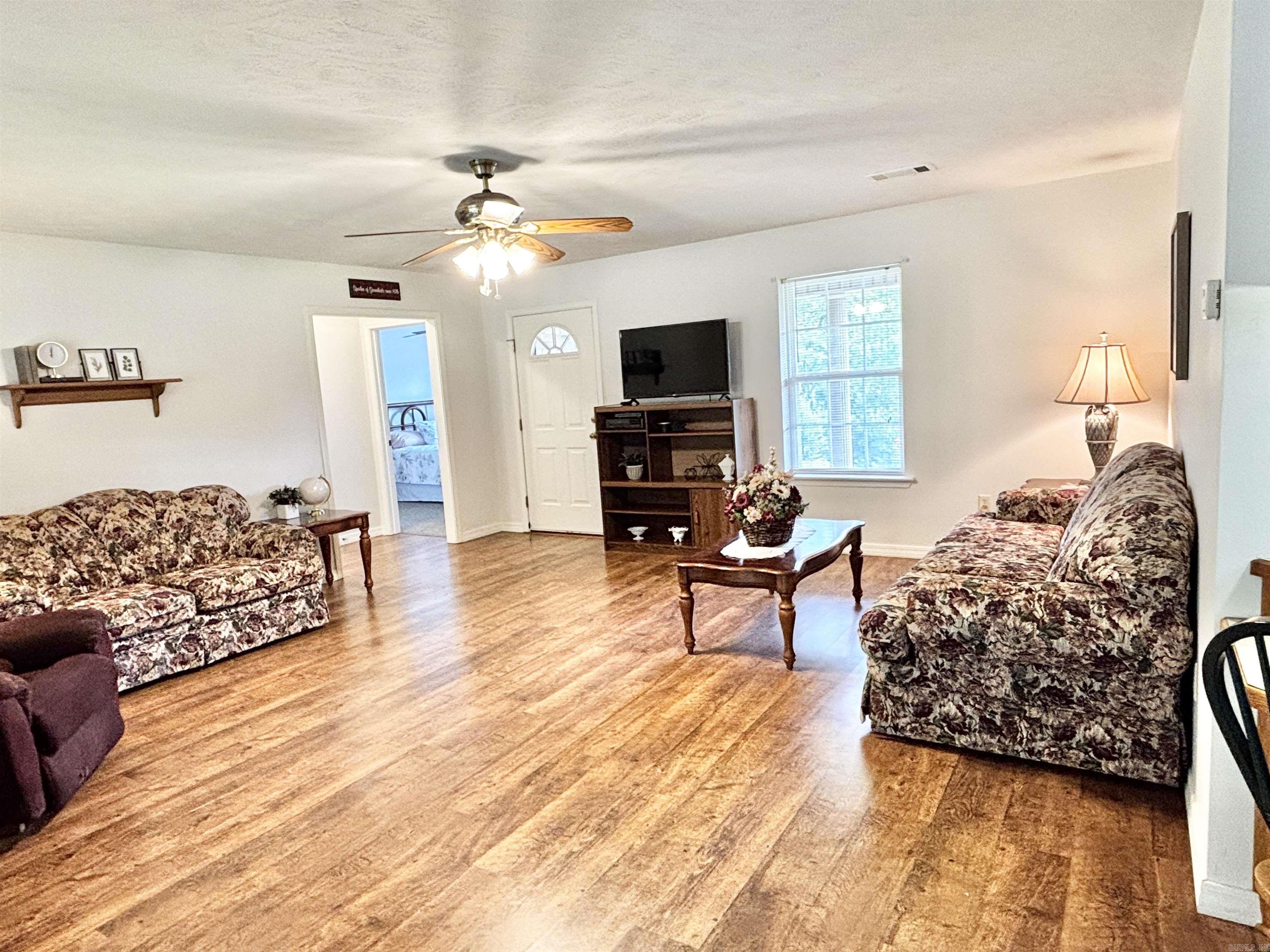 7 Misti Valley  Morrilton, AR