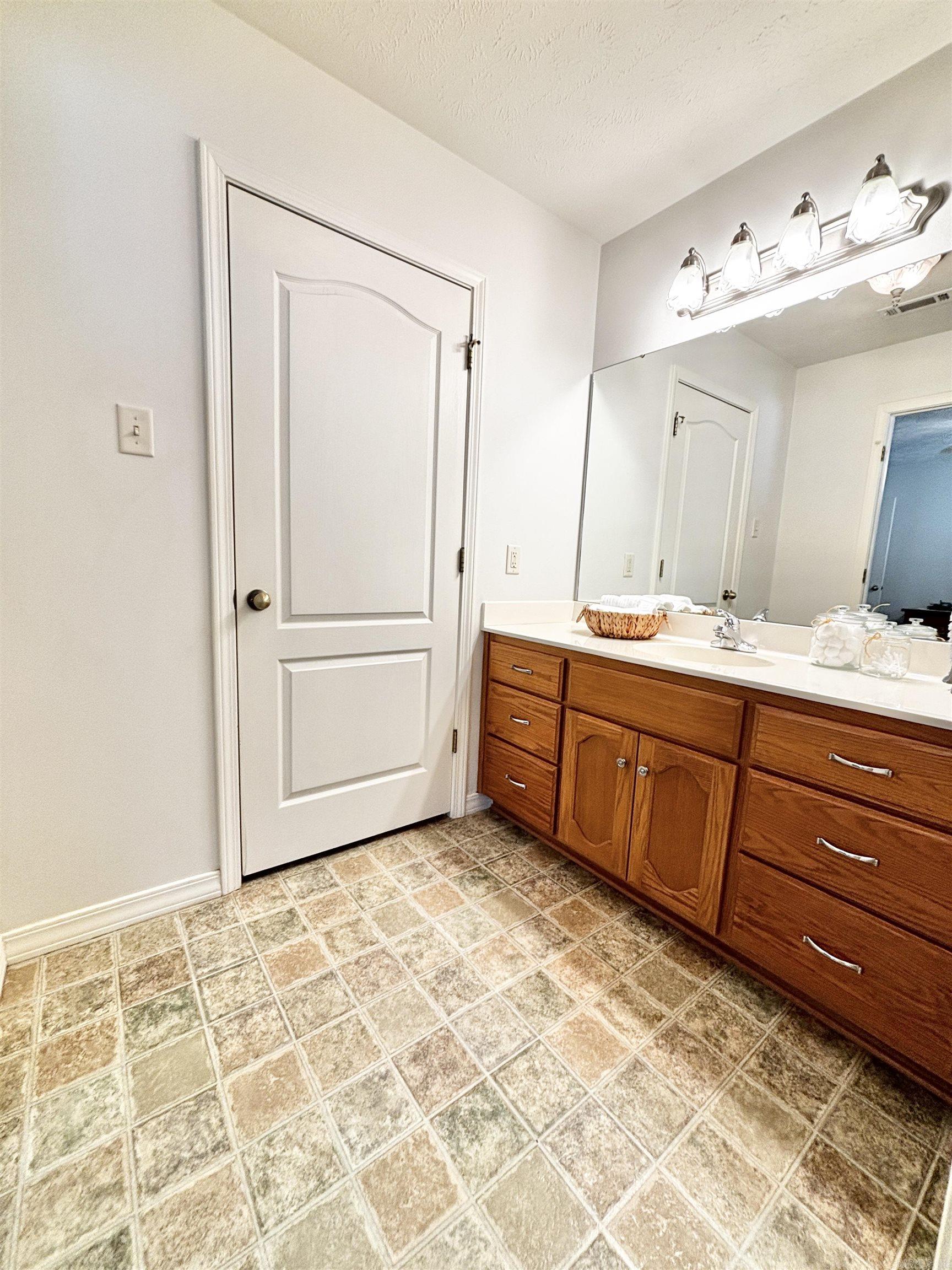 7 Misti Valley  Morrilton, AR