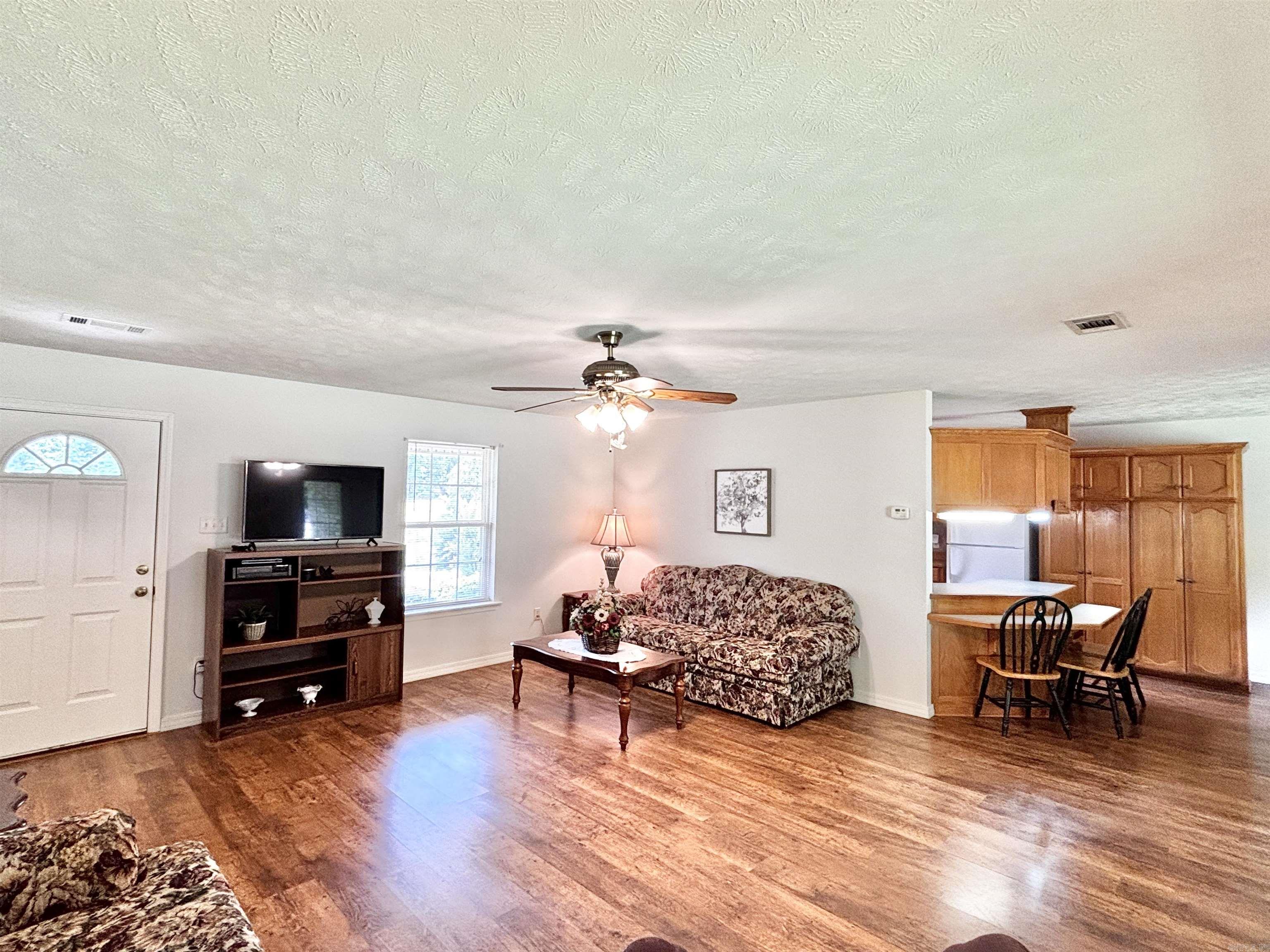 7 Misti Valley  Morrilton, AR