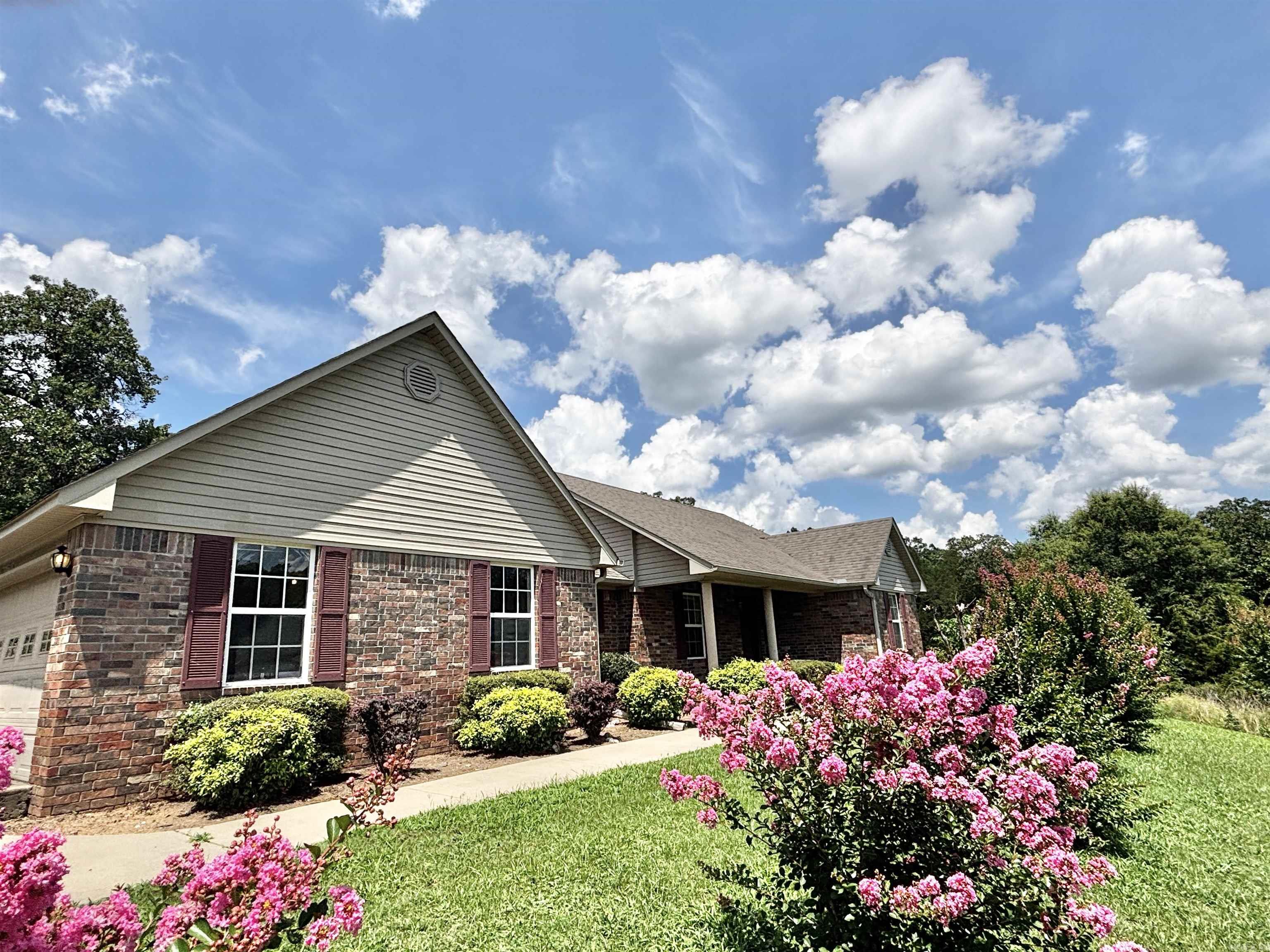 7 Misti Valley  Morrilton, AR
