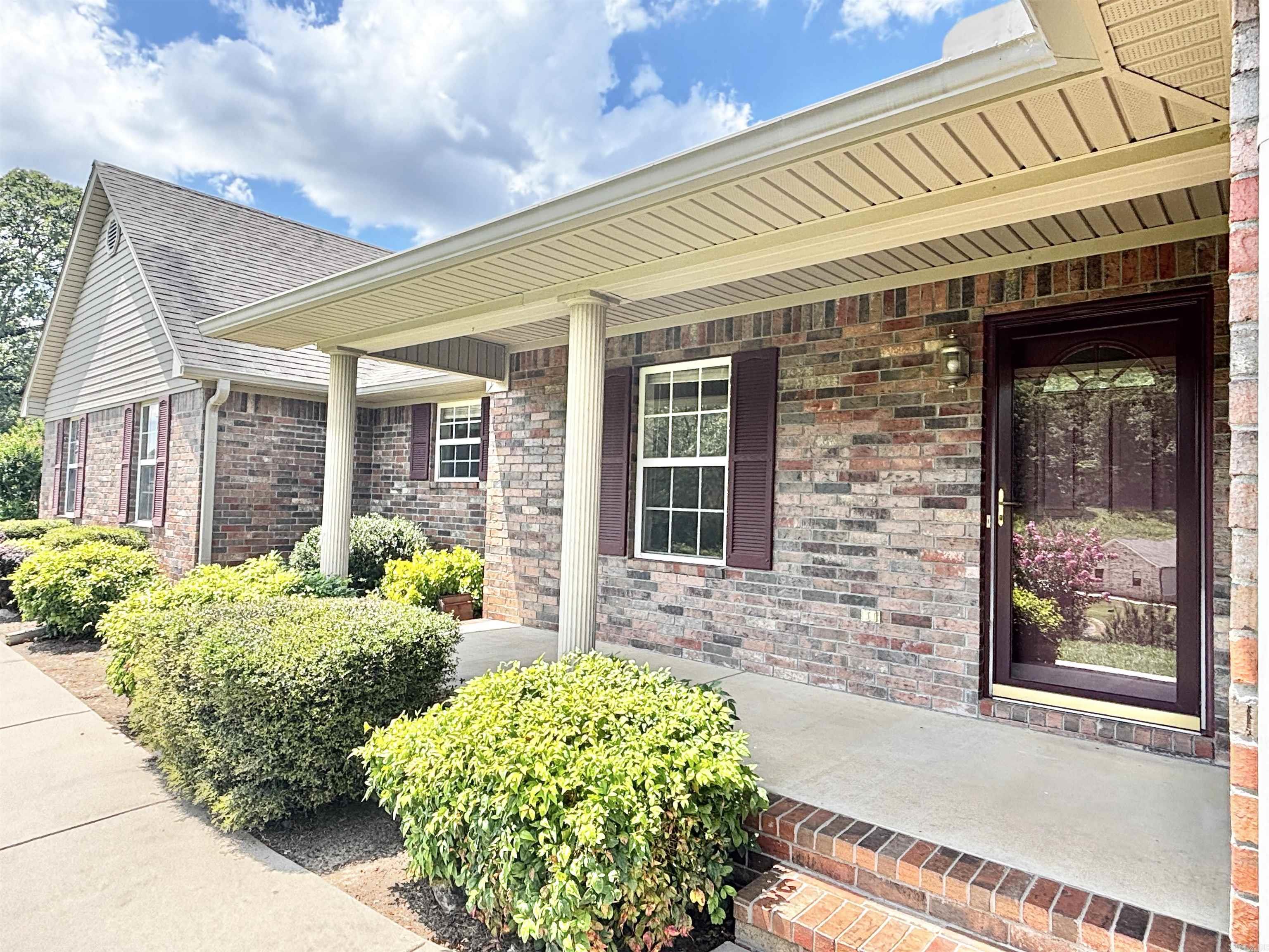 7 Misti Valley  Morrilton, AR