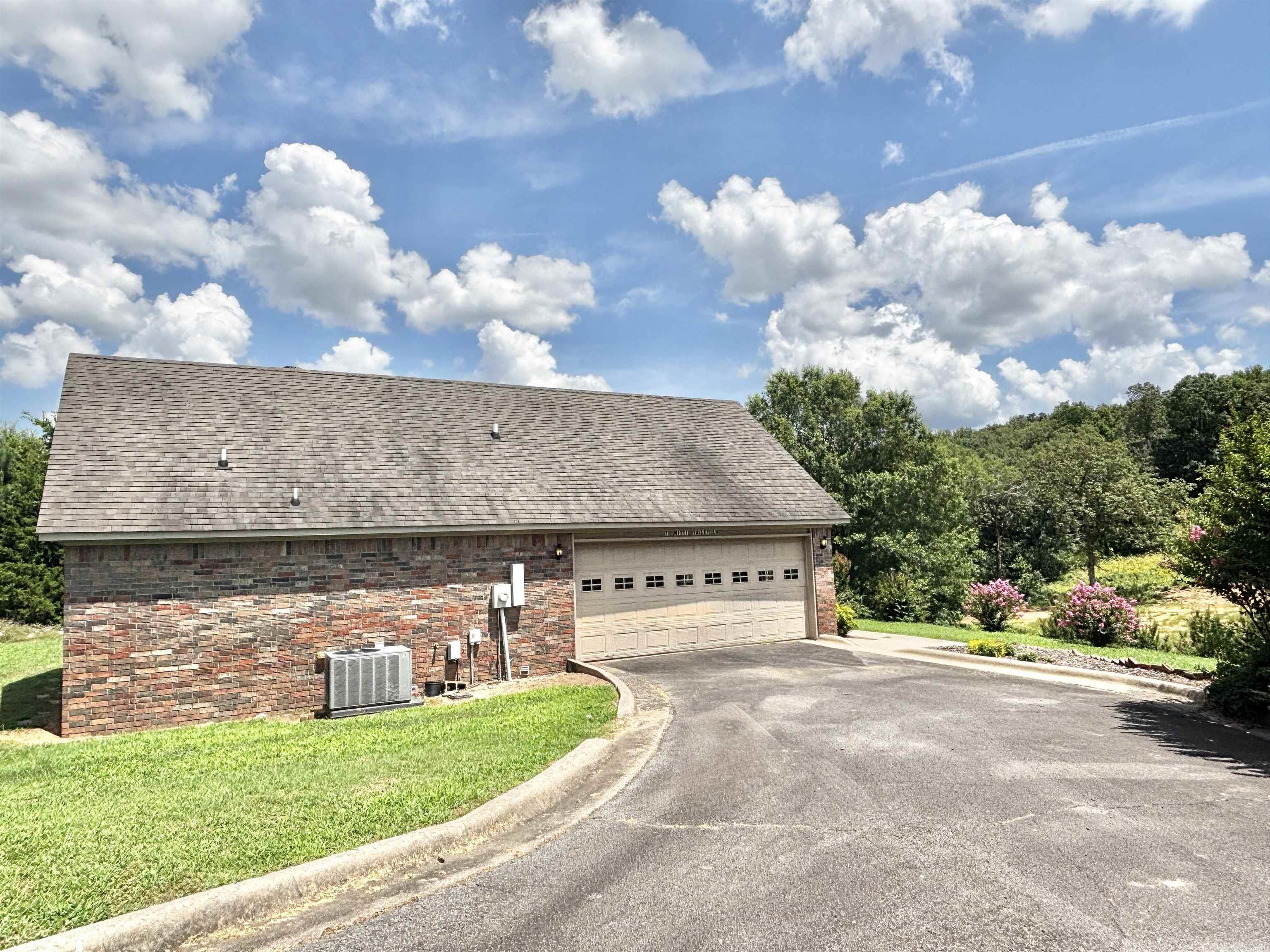 7 Misti Valley  Morrilton, AR