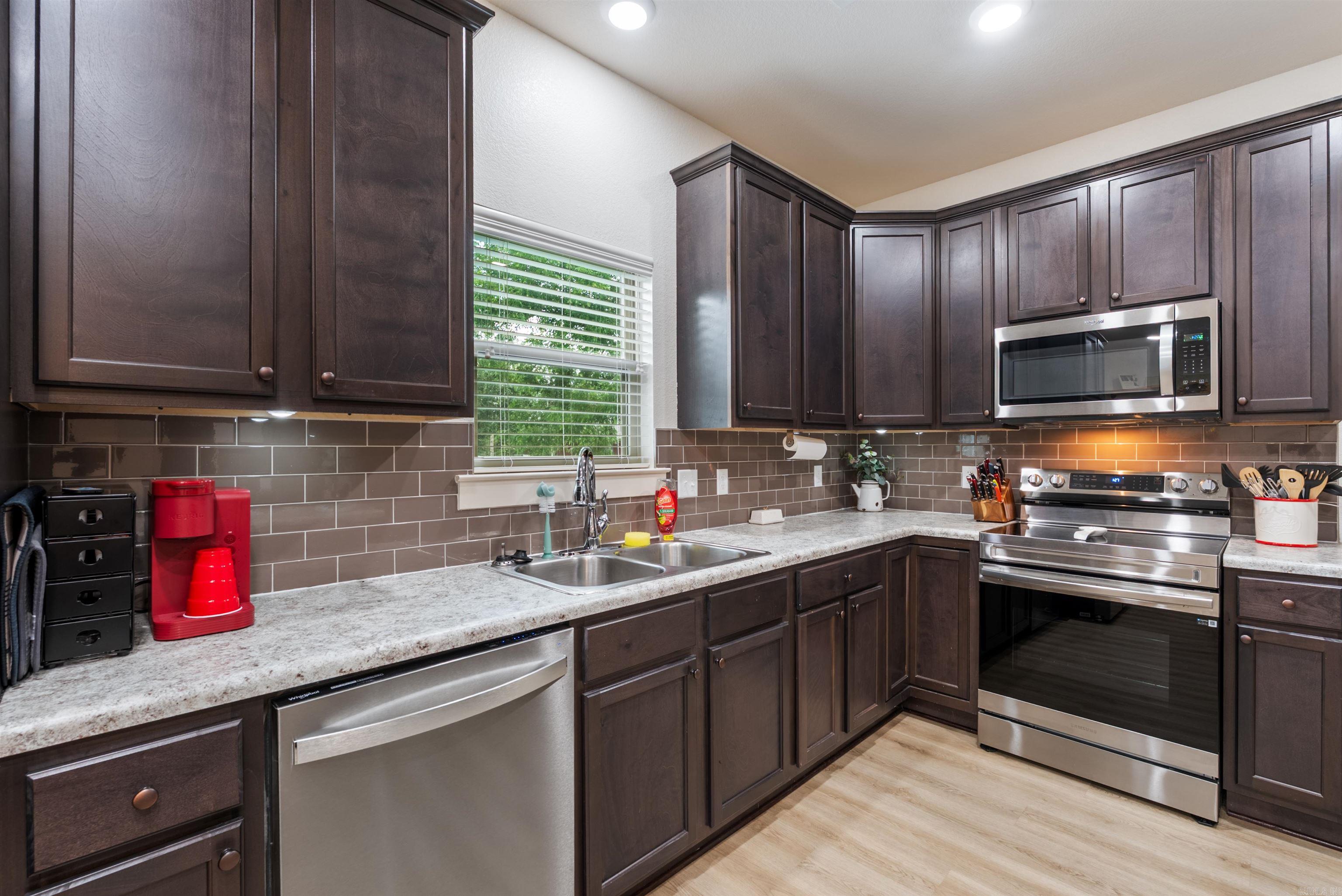 4 green timber way  Vilonia, AR