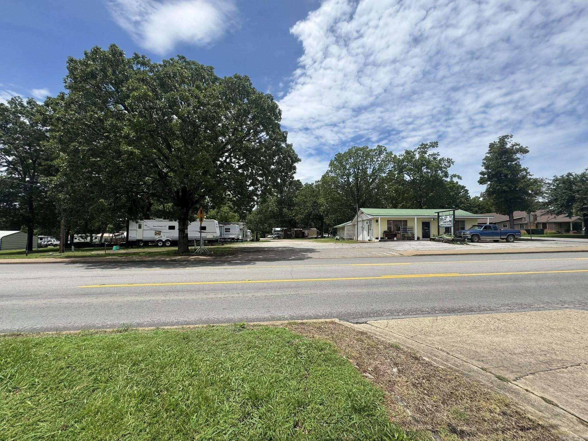 418 Sylamore  Mountain View, AR