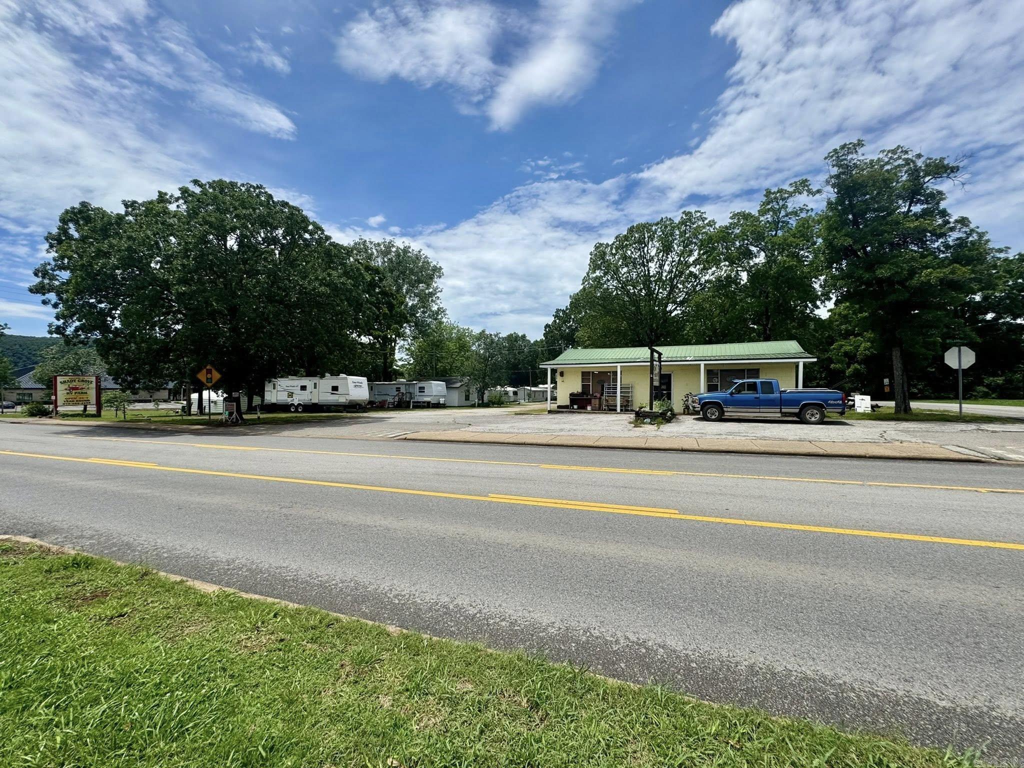 418 Sylamore  Mountain View, AR